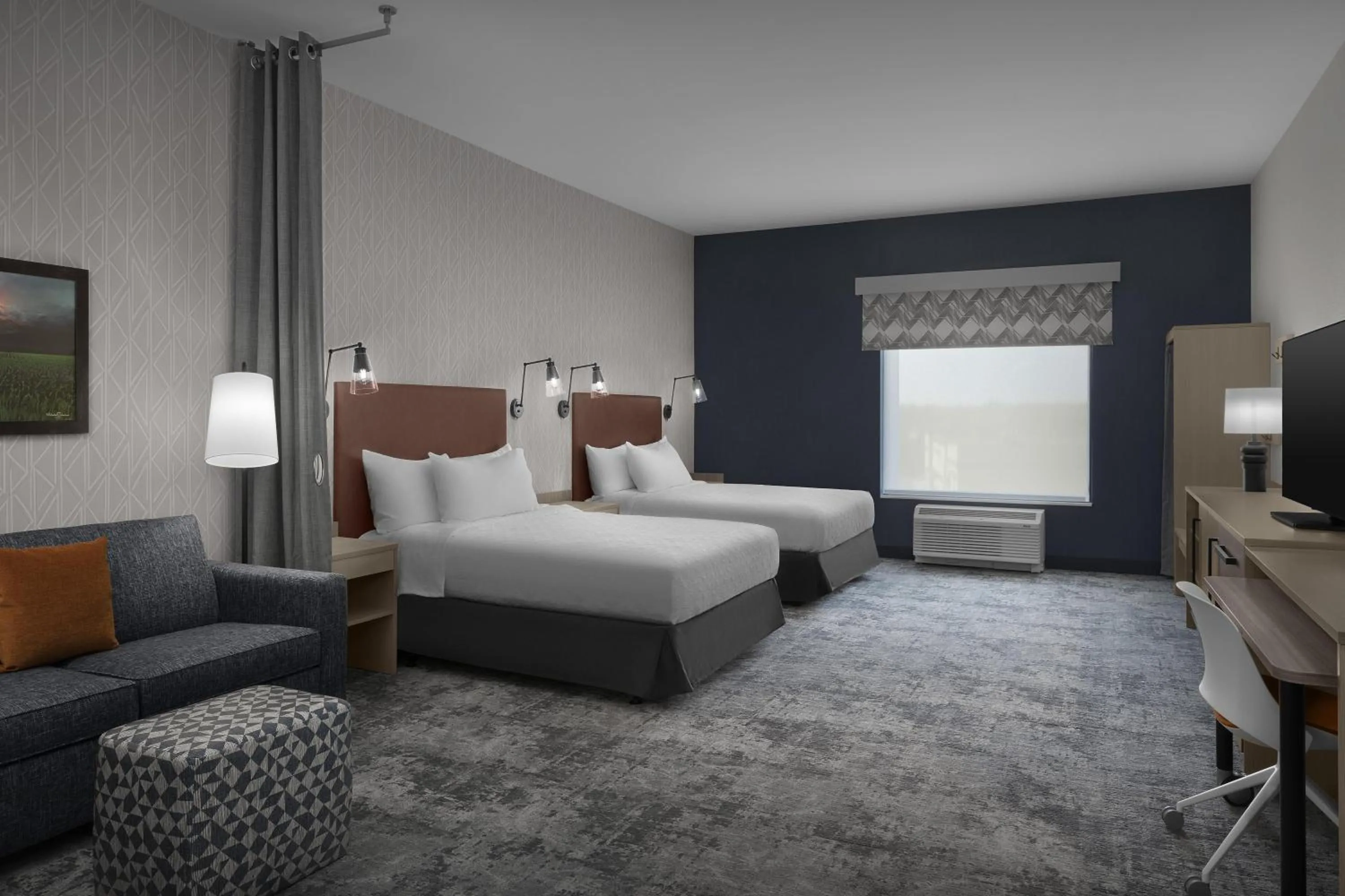 Bed in Home2 Suites By Hilton Ramsey