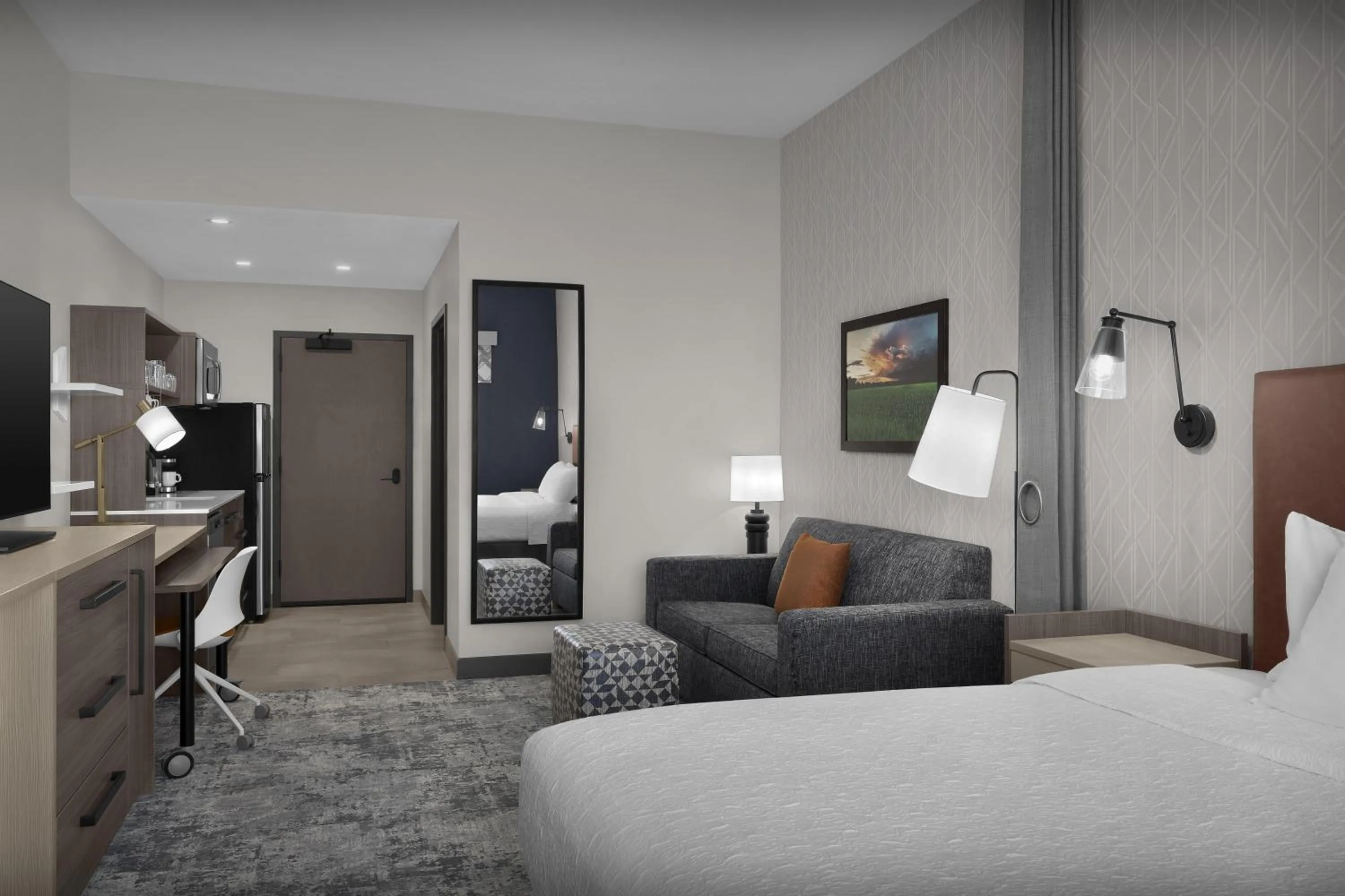 Living room, Bed in Home2 Suites By Hilton Ramsey