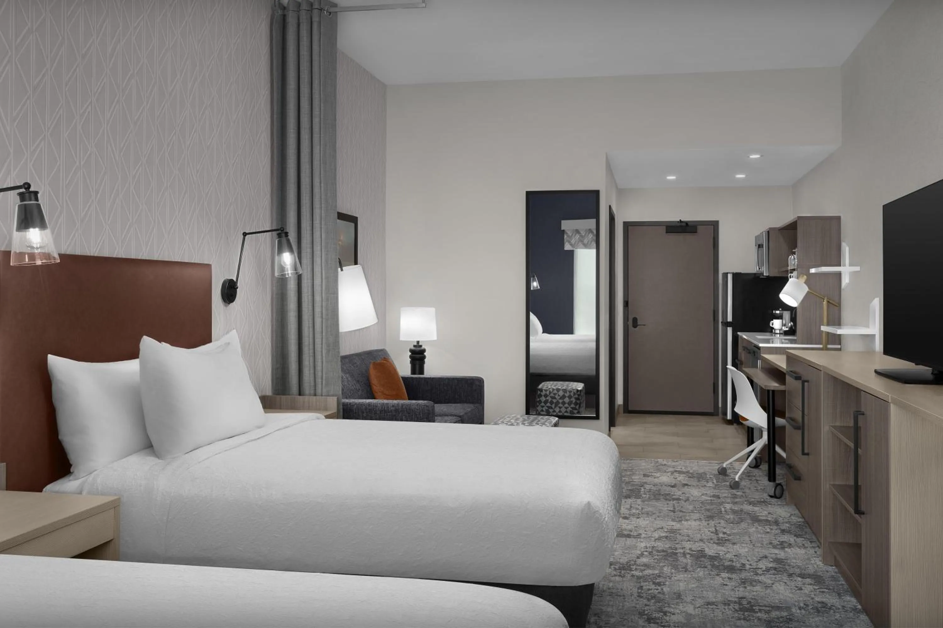Bed in Home2 Suites By Hilton Ramsey