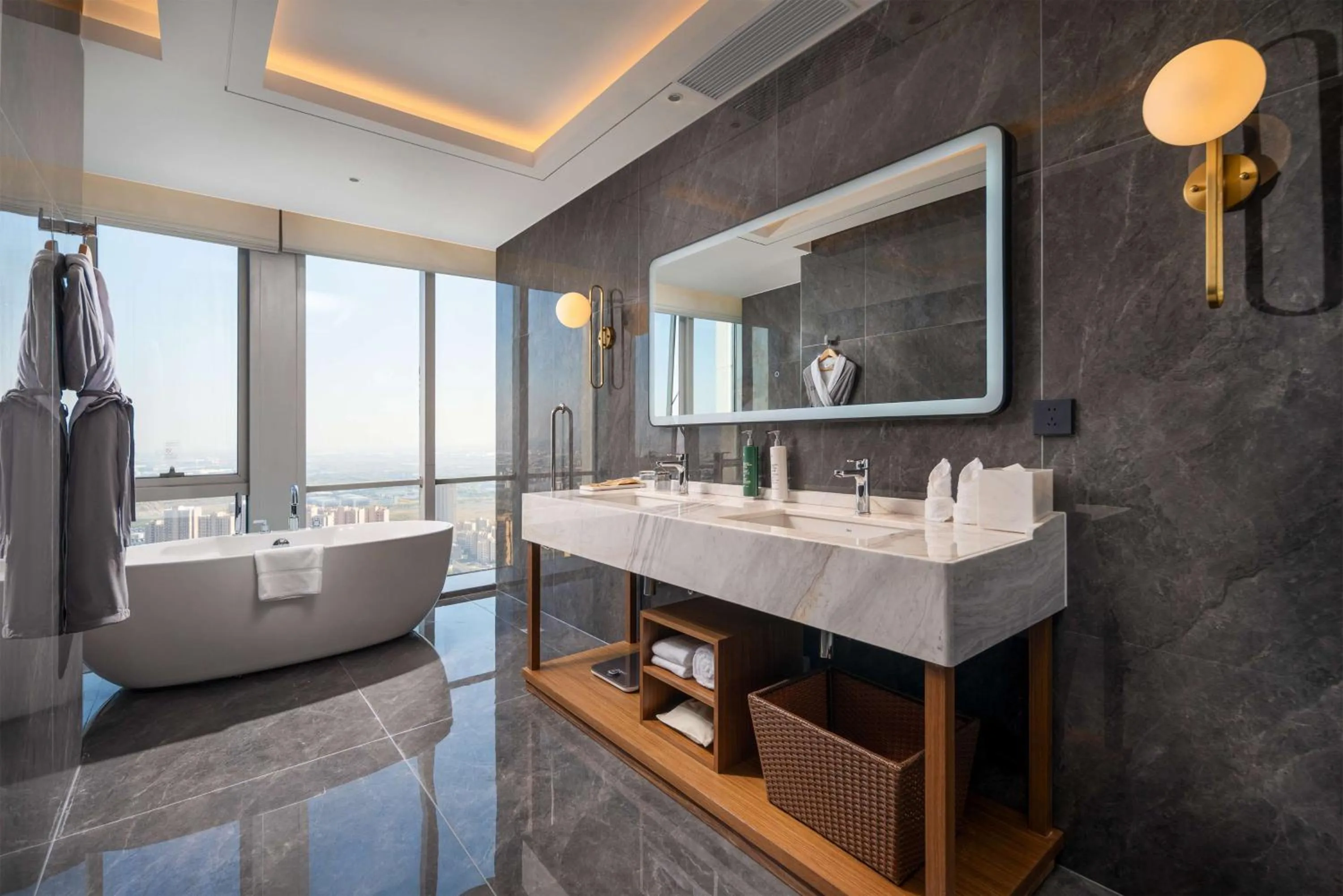 Bathroom in Hilton Garden Inn Hefei Feixi