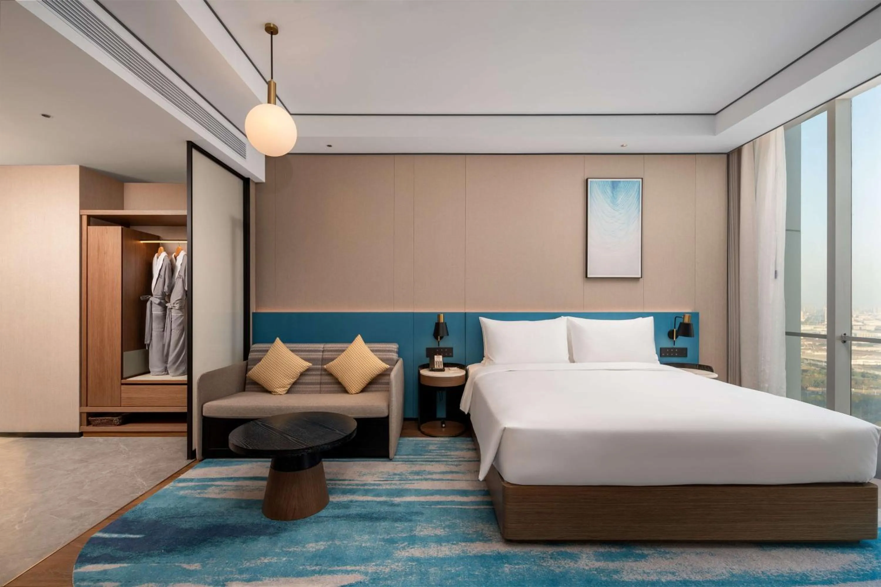 Living room, Bed in Hilton Garden Inn Hefei Feixi