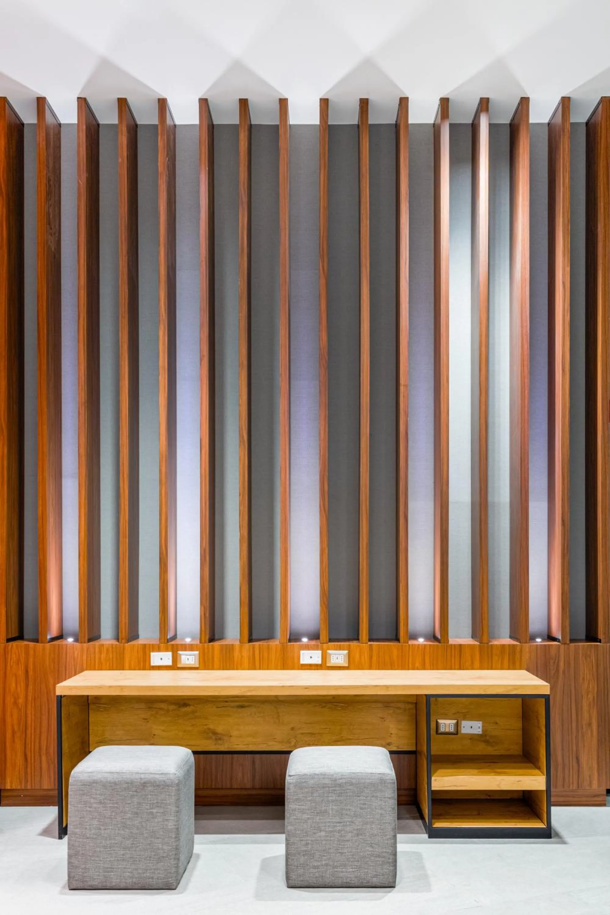 Seating area in Tru By Hilton Chillan Ferrat