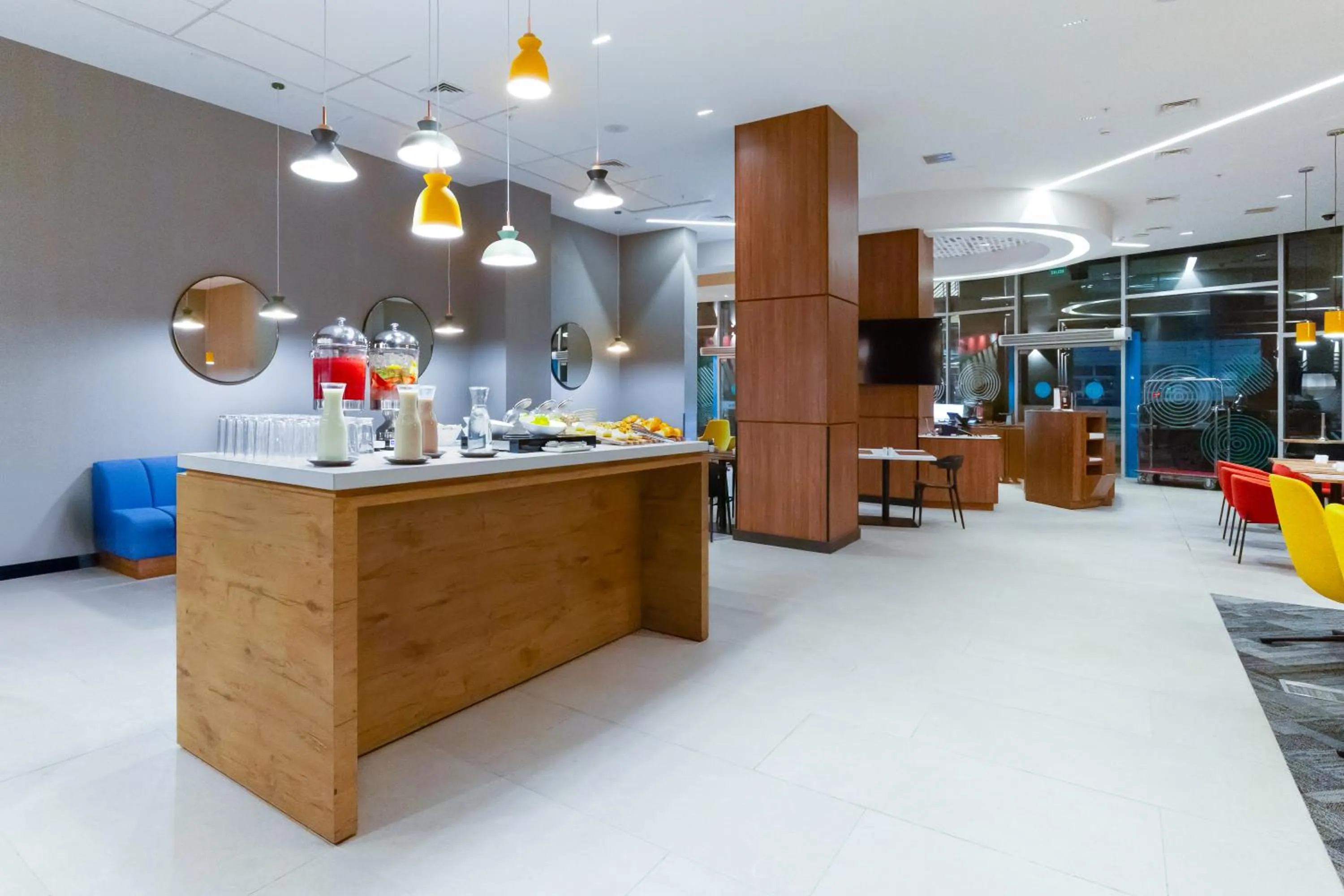 Breakfast in Tru By Hilton Chillan Ferrat