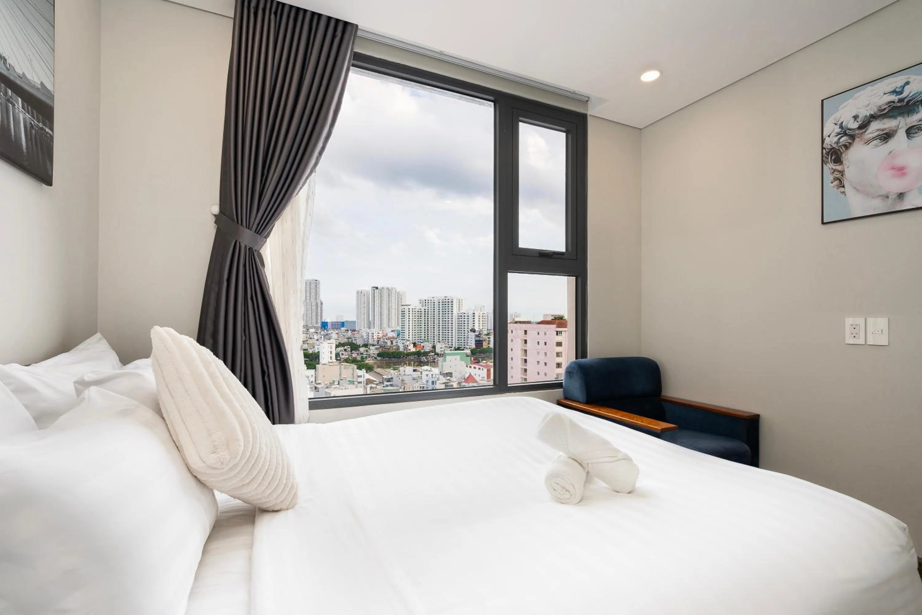 Bed in Great View Vinh Hoi Apartment