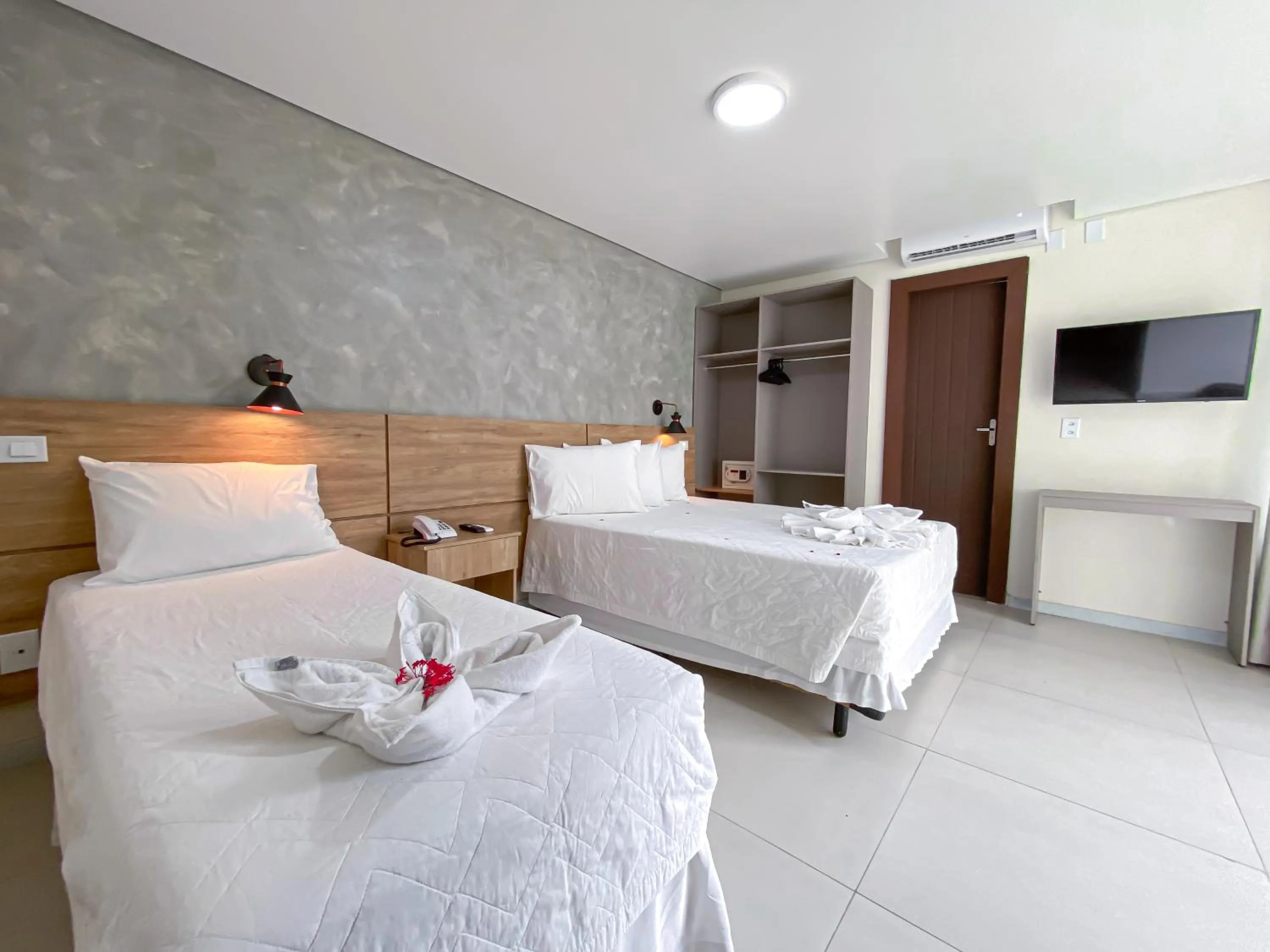 Bed in Bosque do Porto Praia Hotel