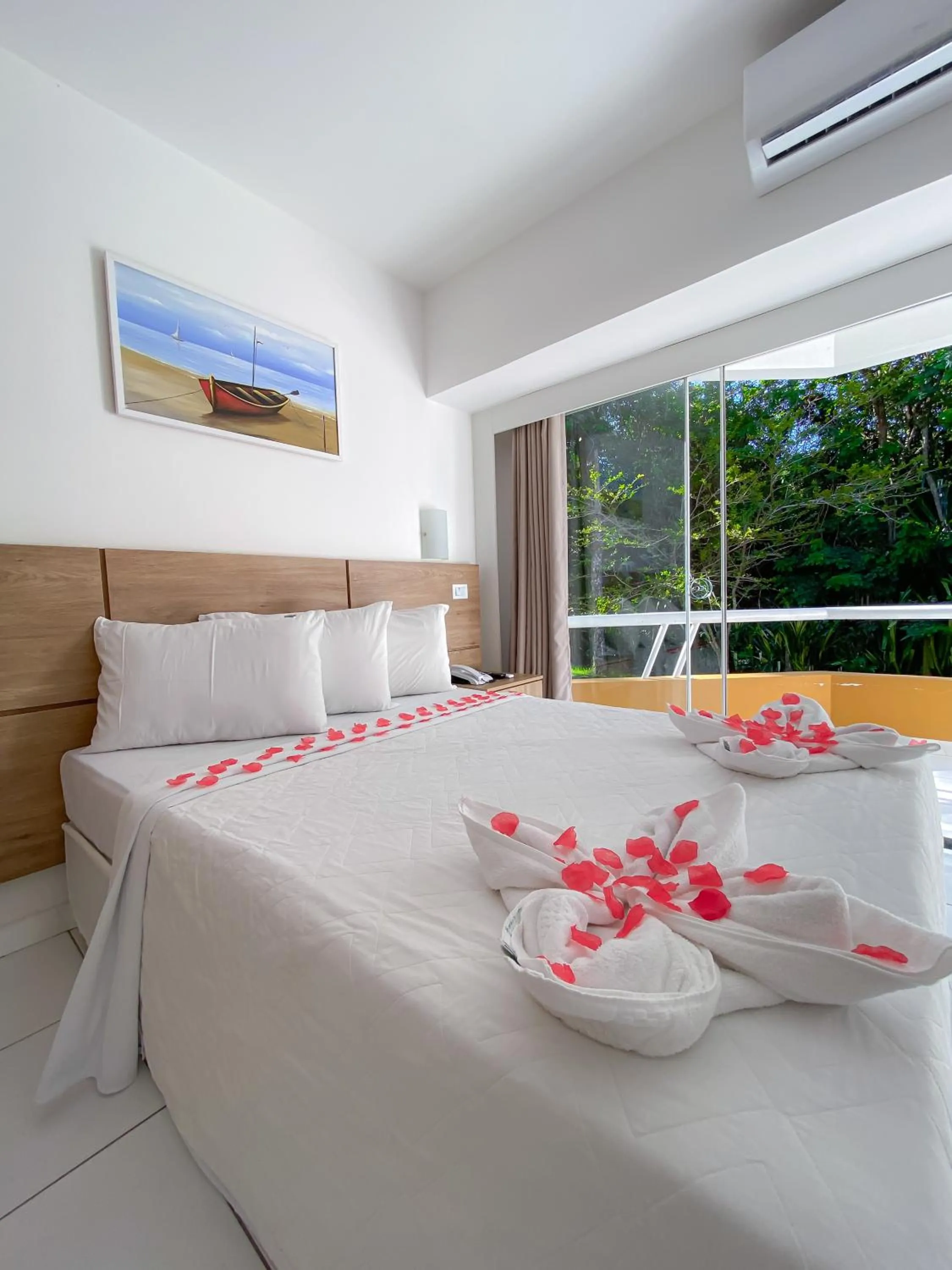 Bed in Bosque do Porto Praia Hotel