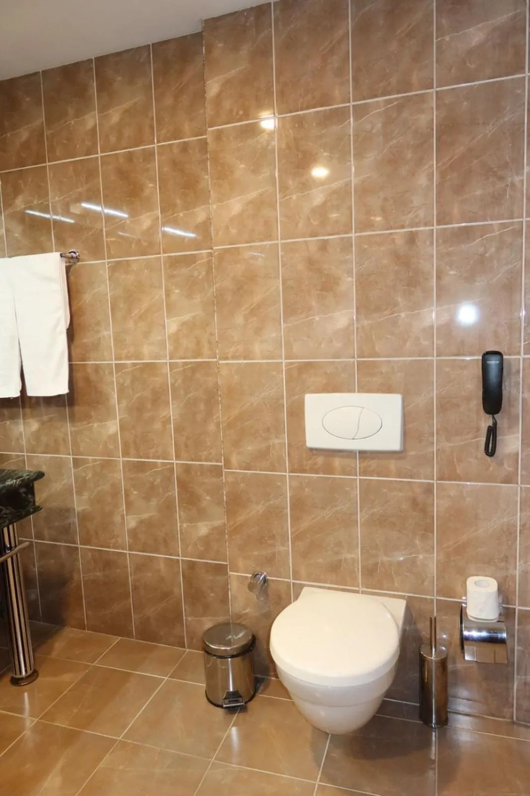 Shower in Era Palace Batumi