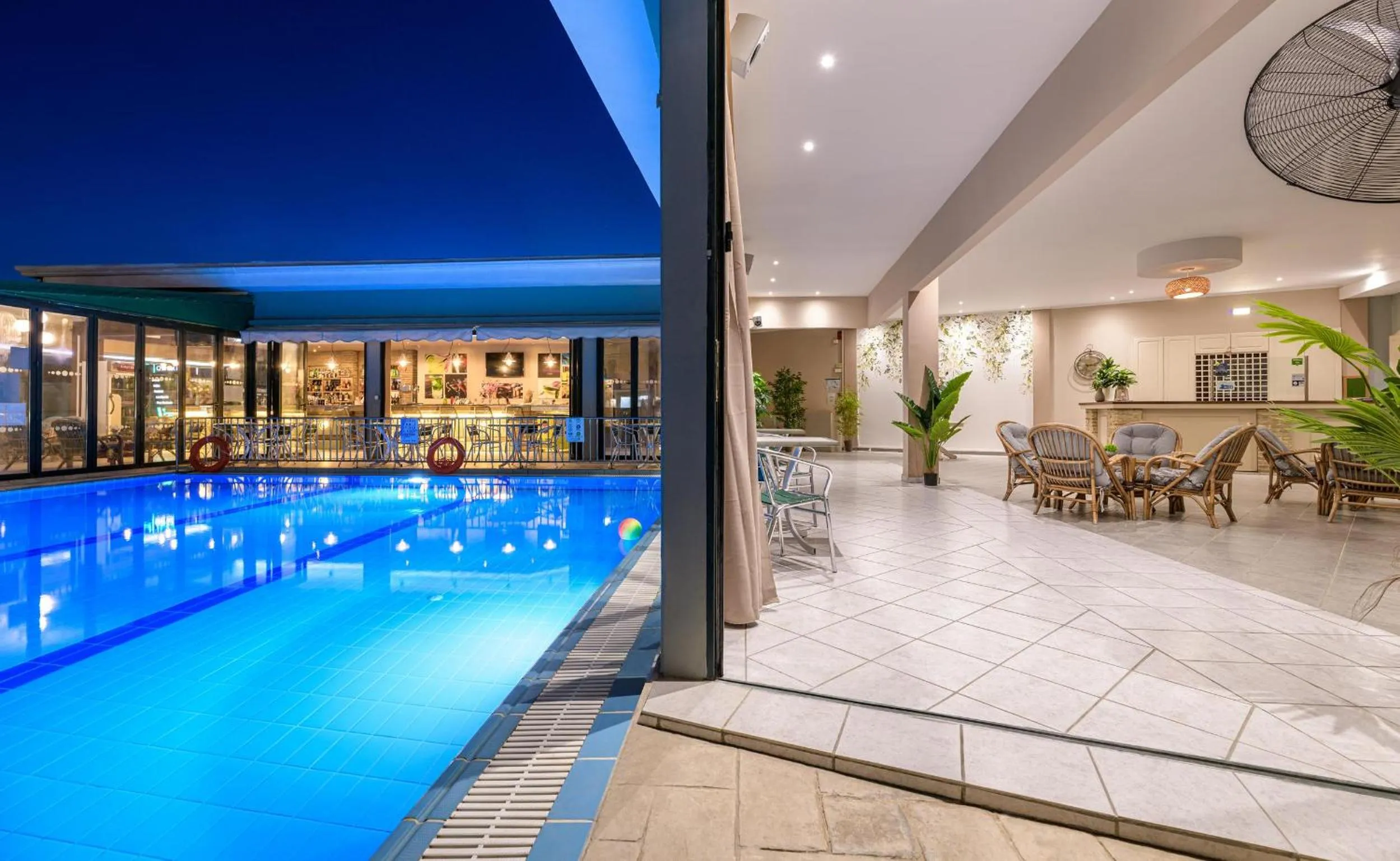 Pool view in Sofia's Hotel