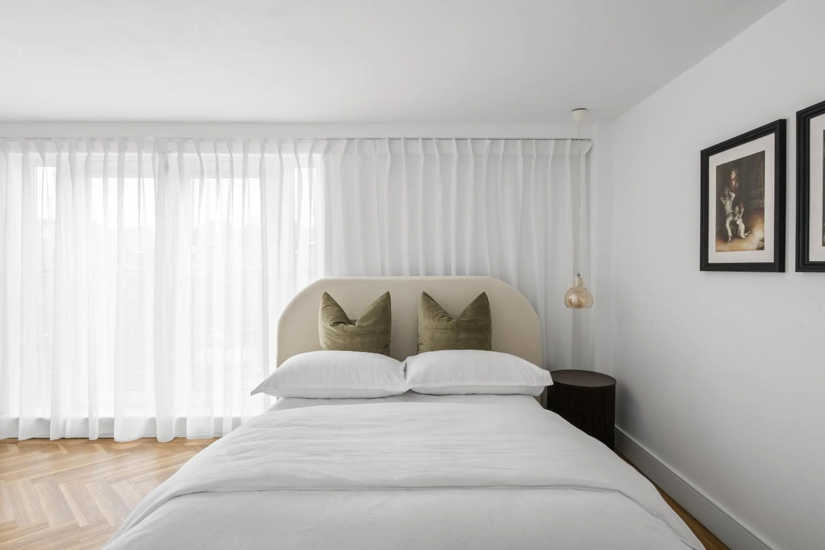 Bedroom, Bed in Navigation Yard