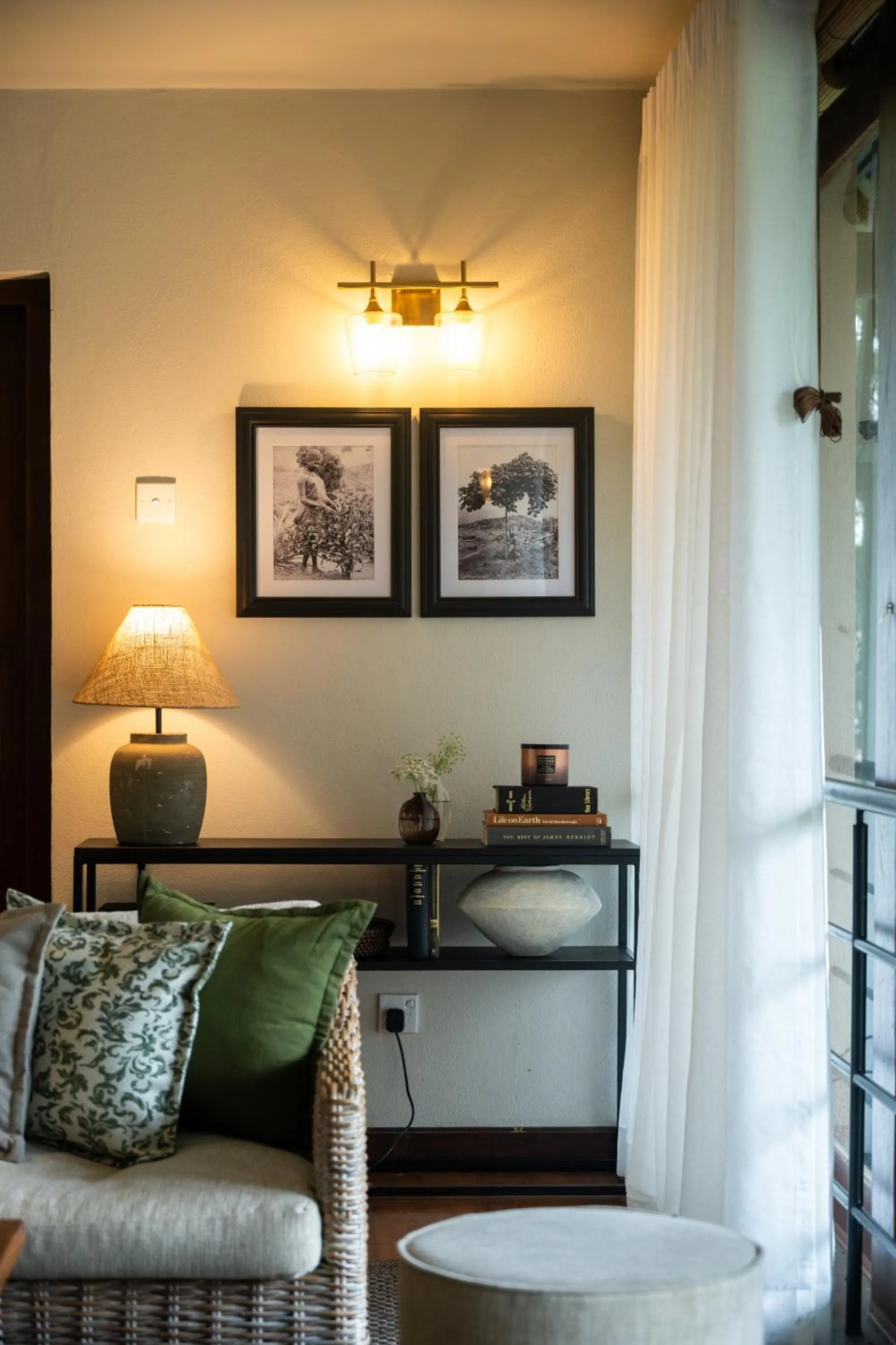 Tathya Hills - Luxe Garden Retreat In The Hills