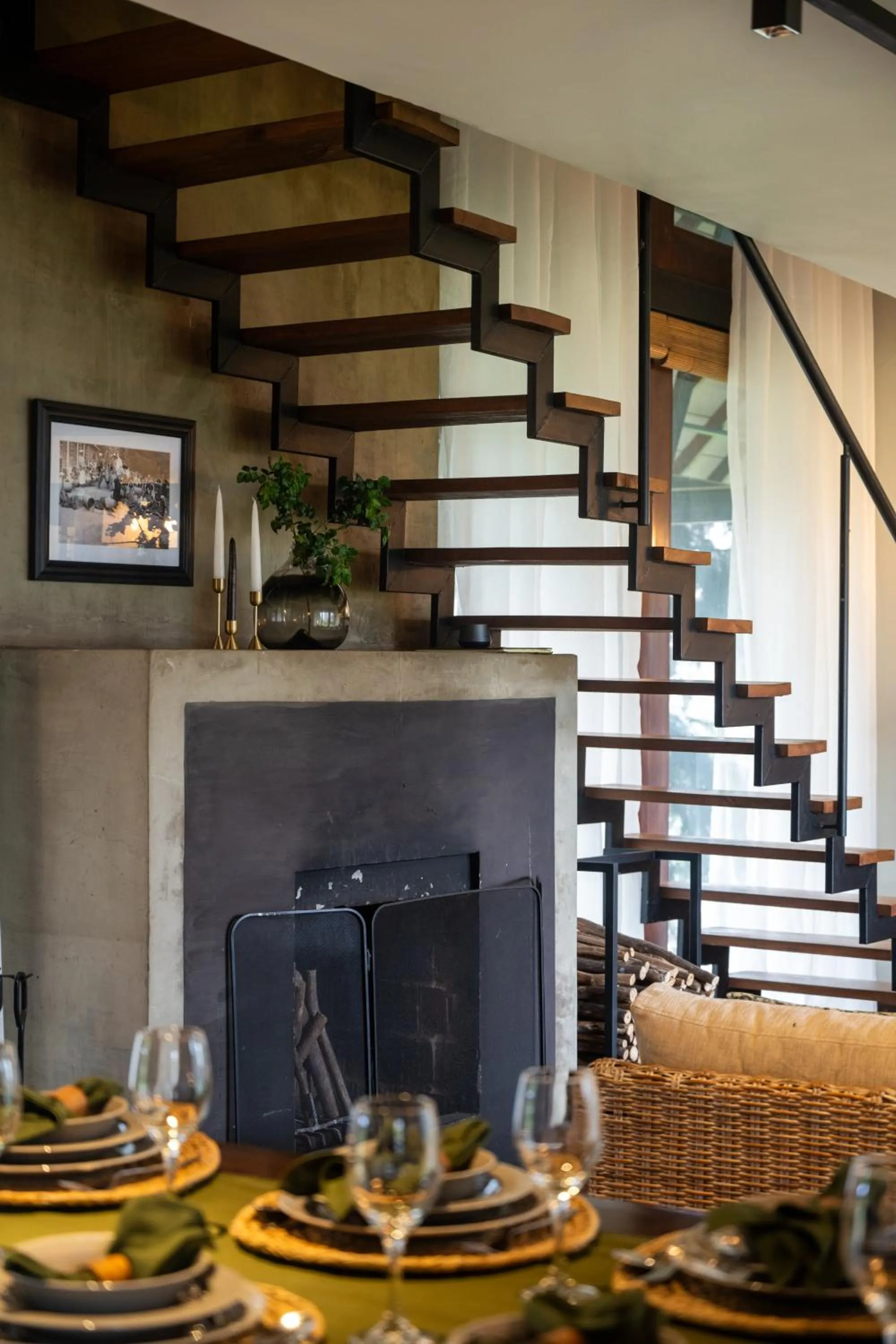 Tathya Hills - Luxe Garden Retreat In The Hills