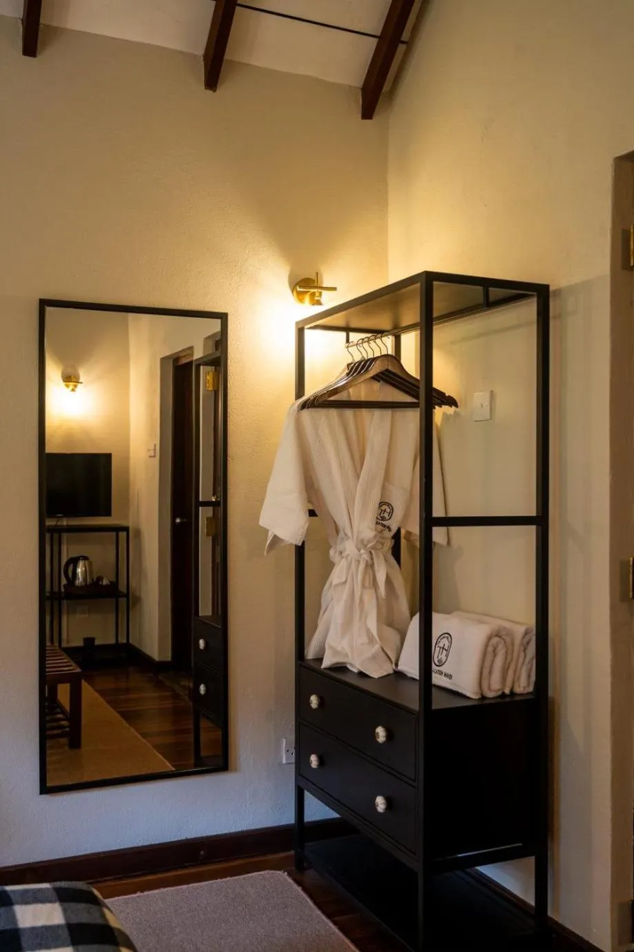 Bed in Tathya Hills - Luxe Garden Retreat In The Hills