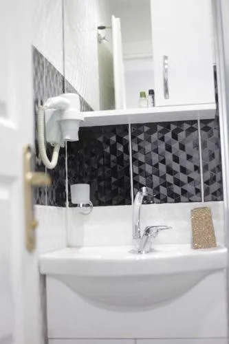 Bathroom in Abisso Hotel