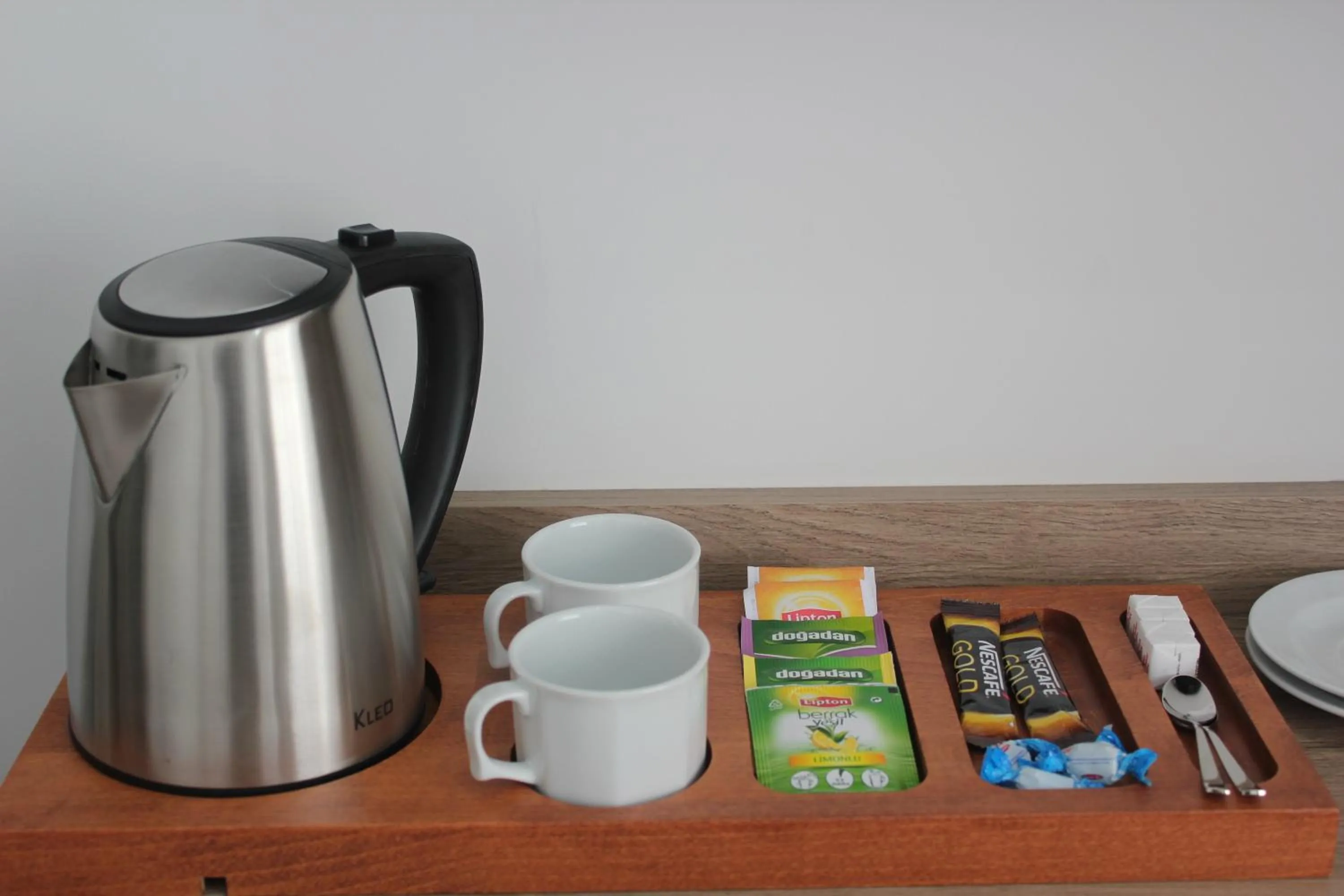 Coffee/tea facilities in Abisso Hotel