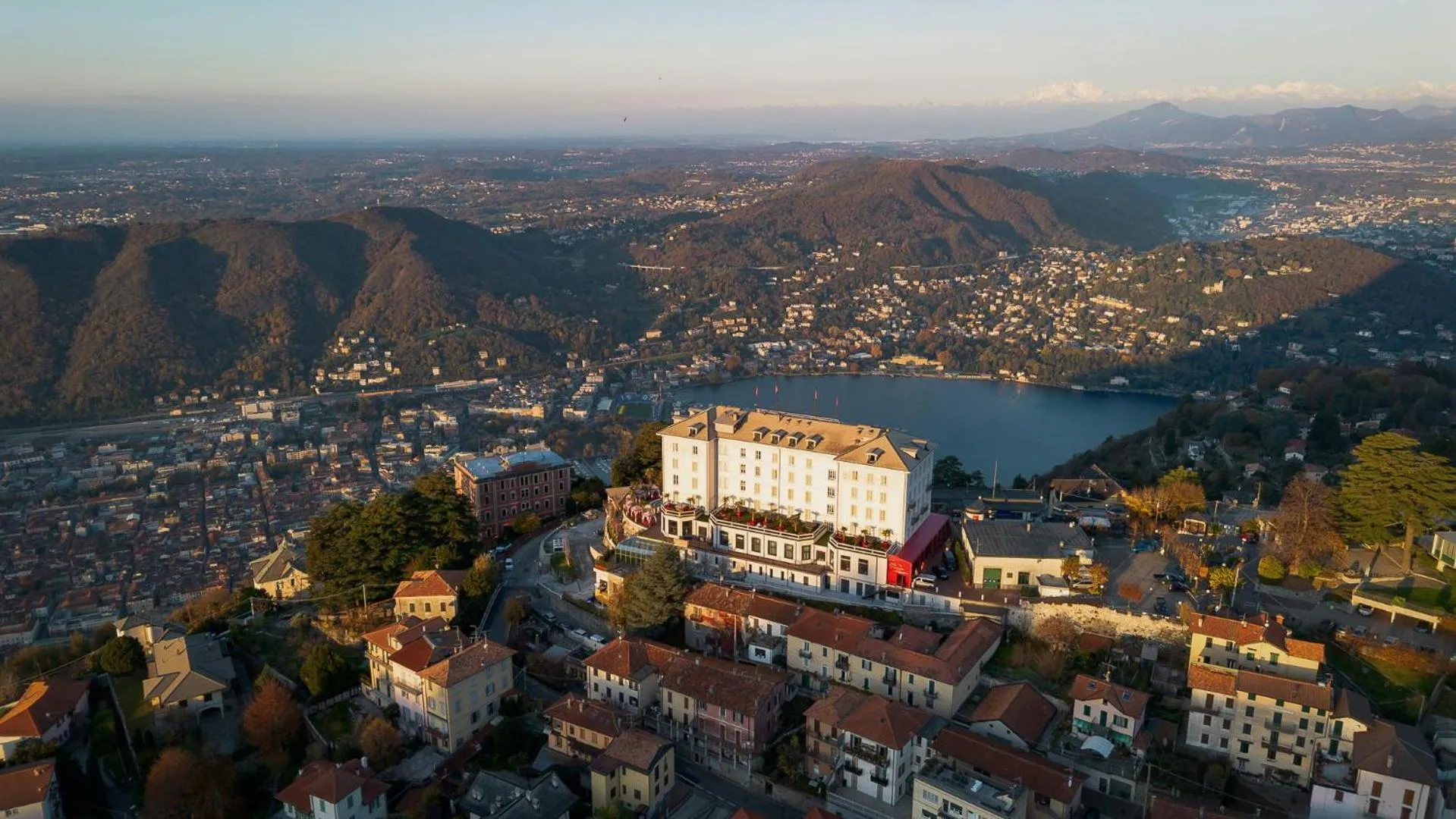 Property building in Nuvole Garden Hotel
