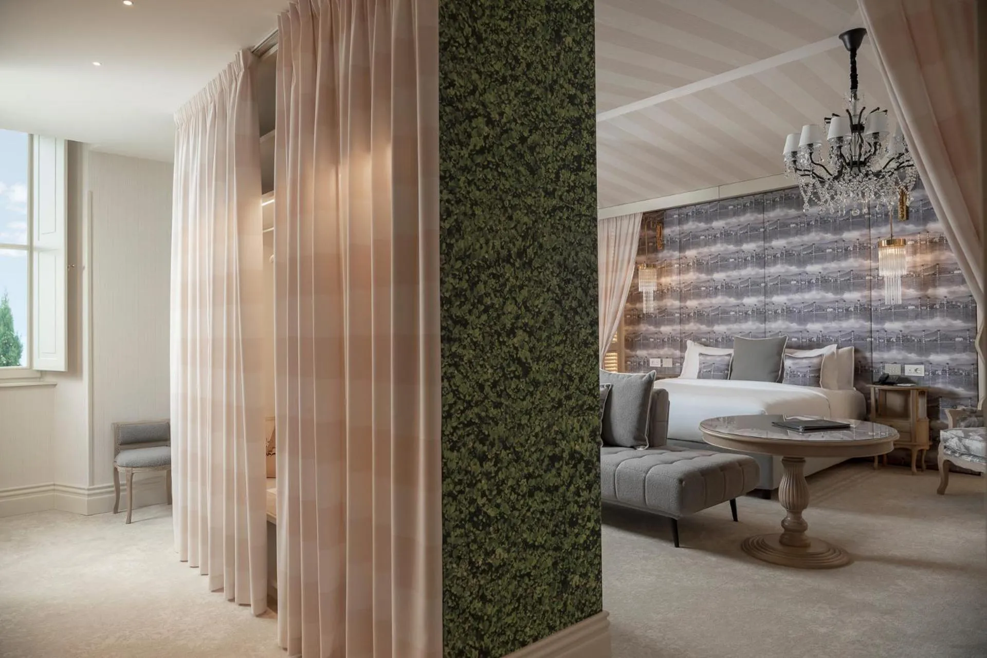 Bed in Nuvole Garden Hotel