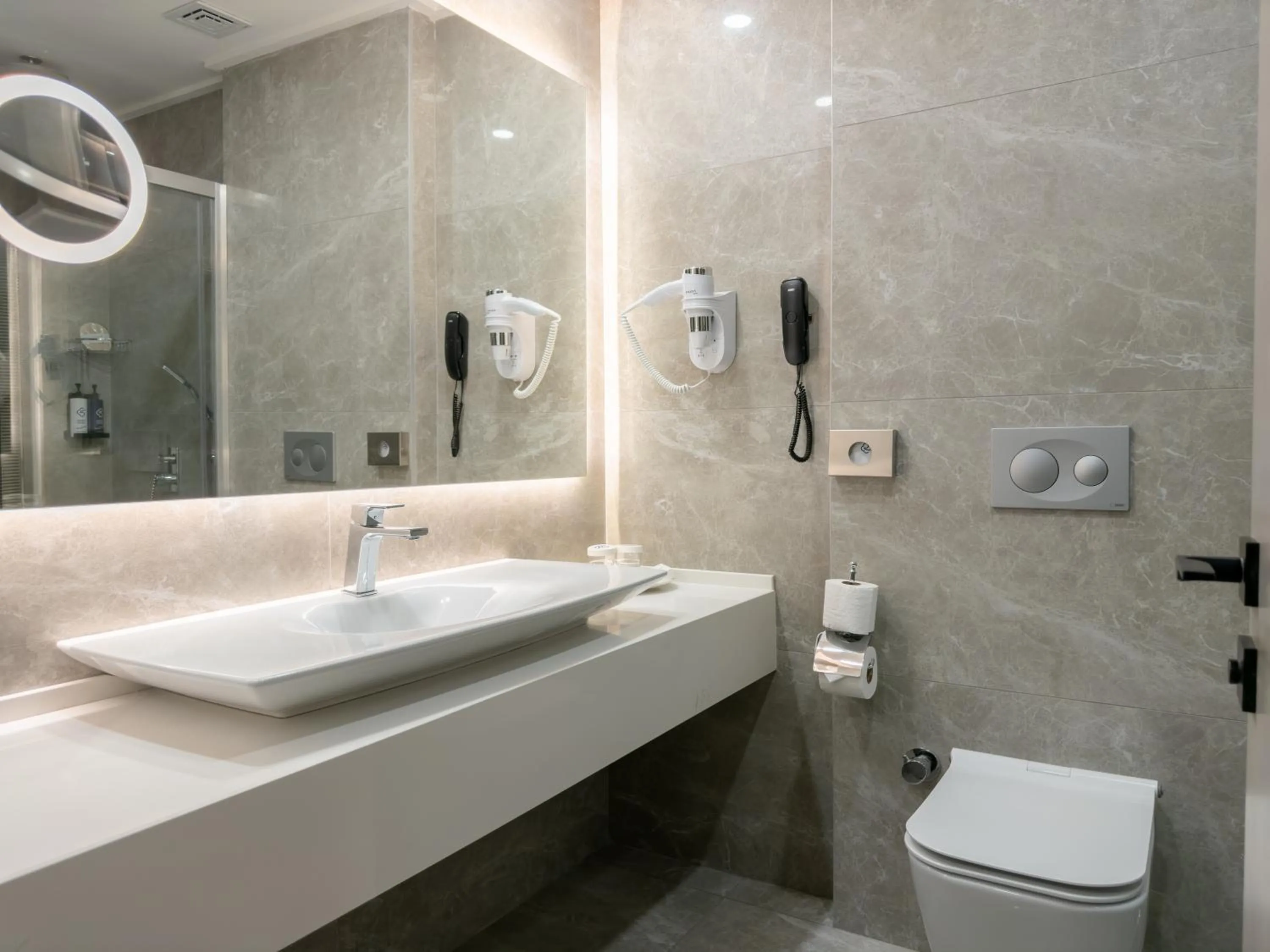 Shower in Dedeman Adana