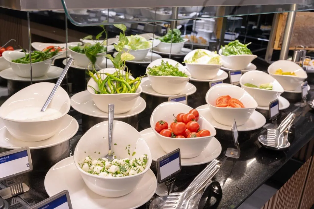 Breakfast in Dedeman Adana