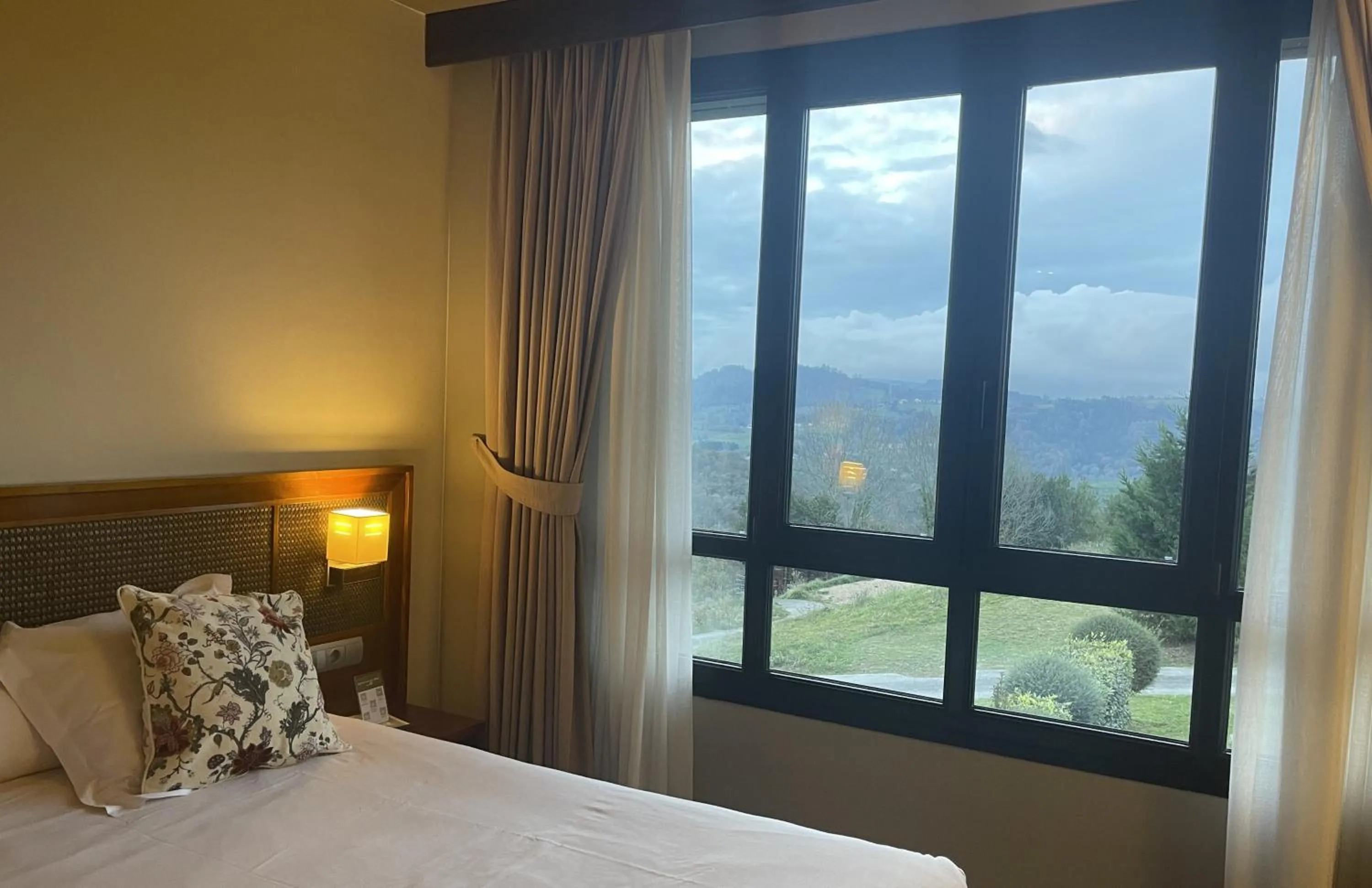 Bed in Hosteria de Torazo Nature Hotel & Spa