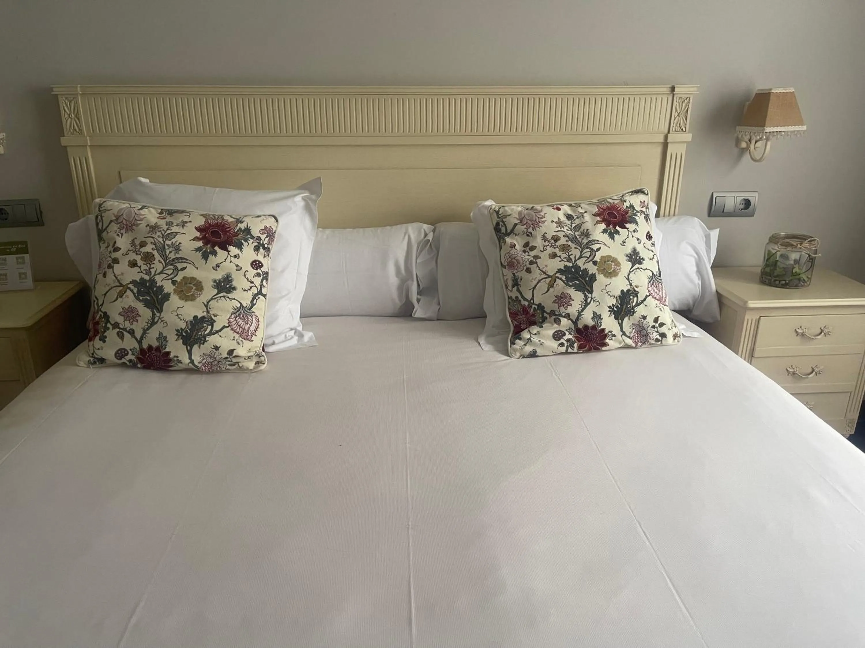 Bed in Hosteria de Torazo Nature Hotel & Spa