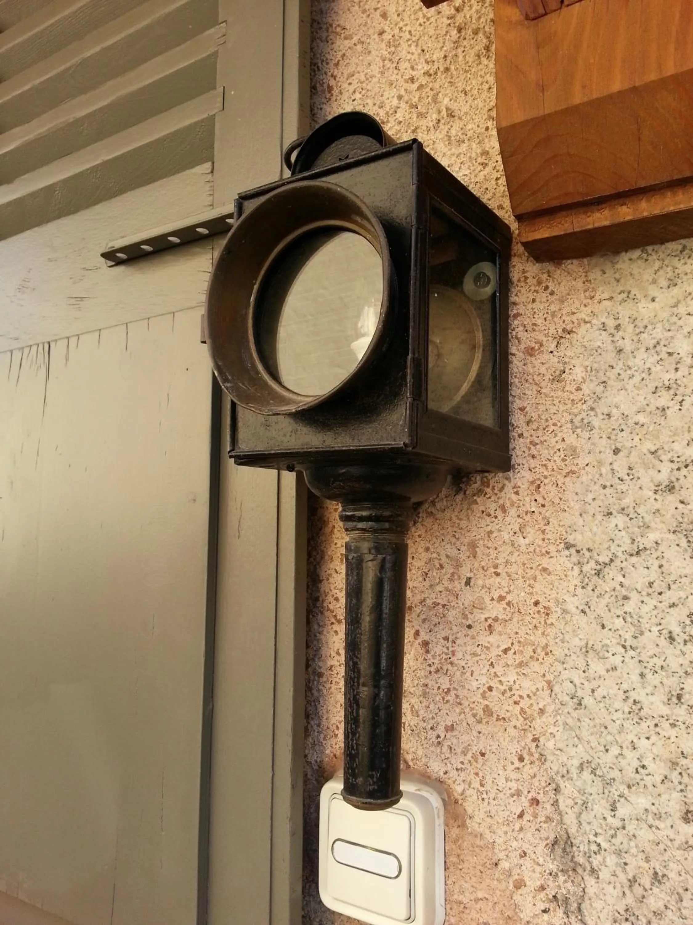 Decorative detail in Relais St Jacques - Roanne