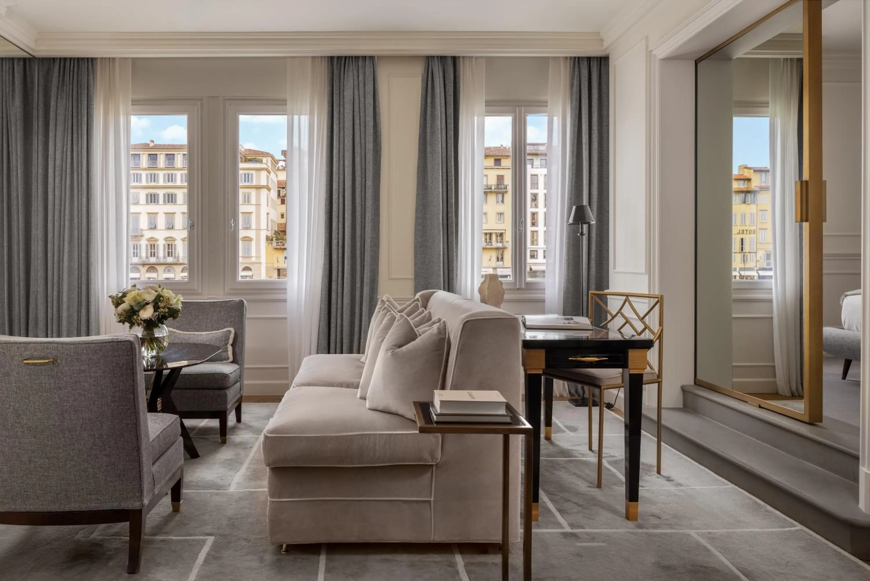 Lungarno Luxury Apartments - by Lungarno Collection