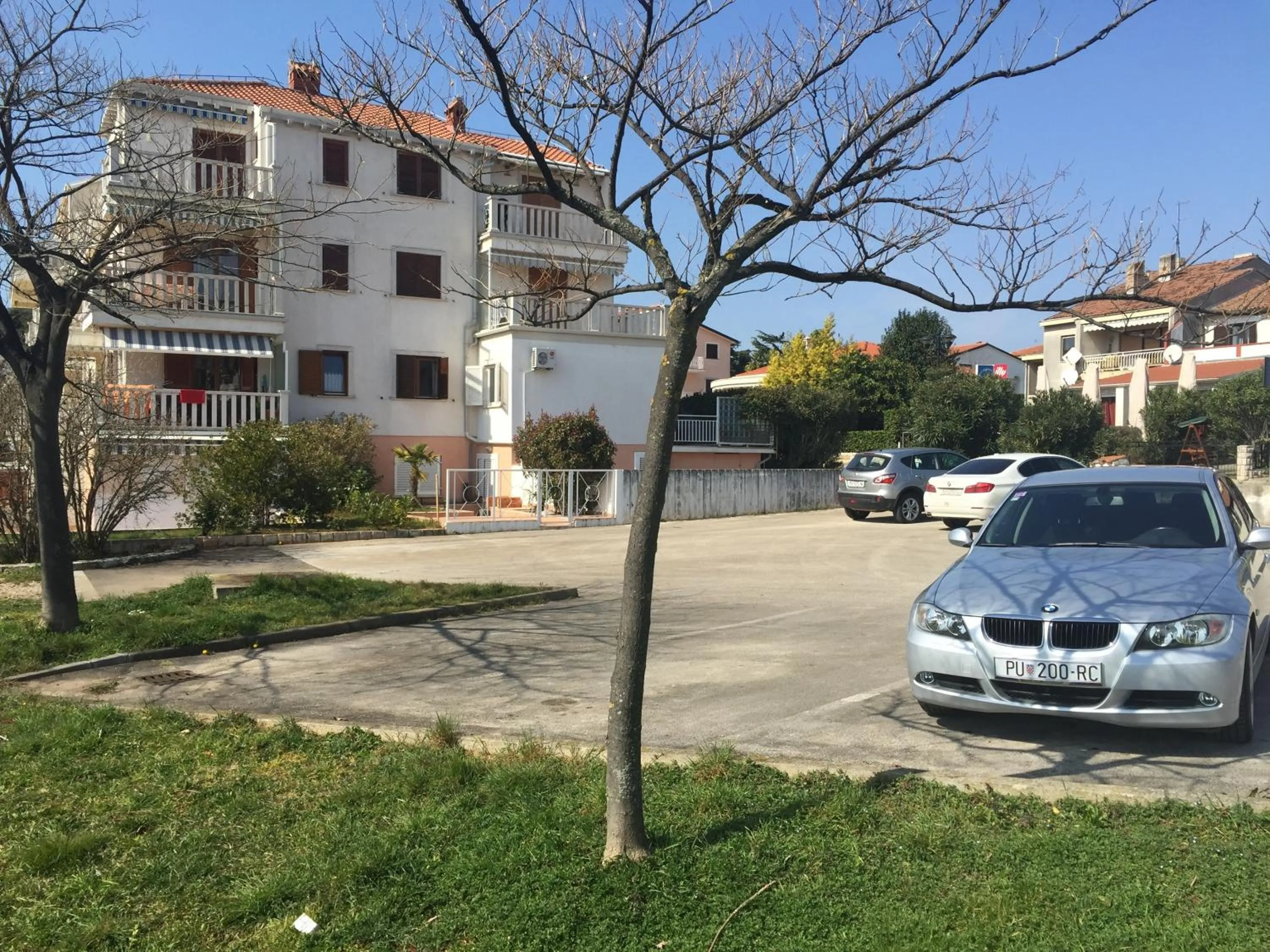 Property building in Apartment Banko