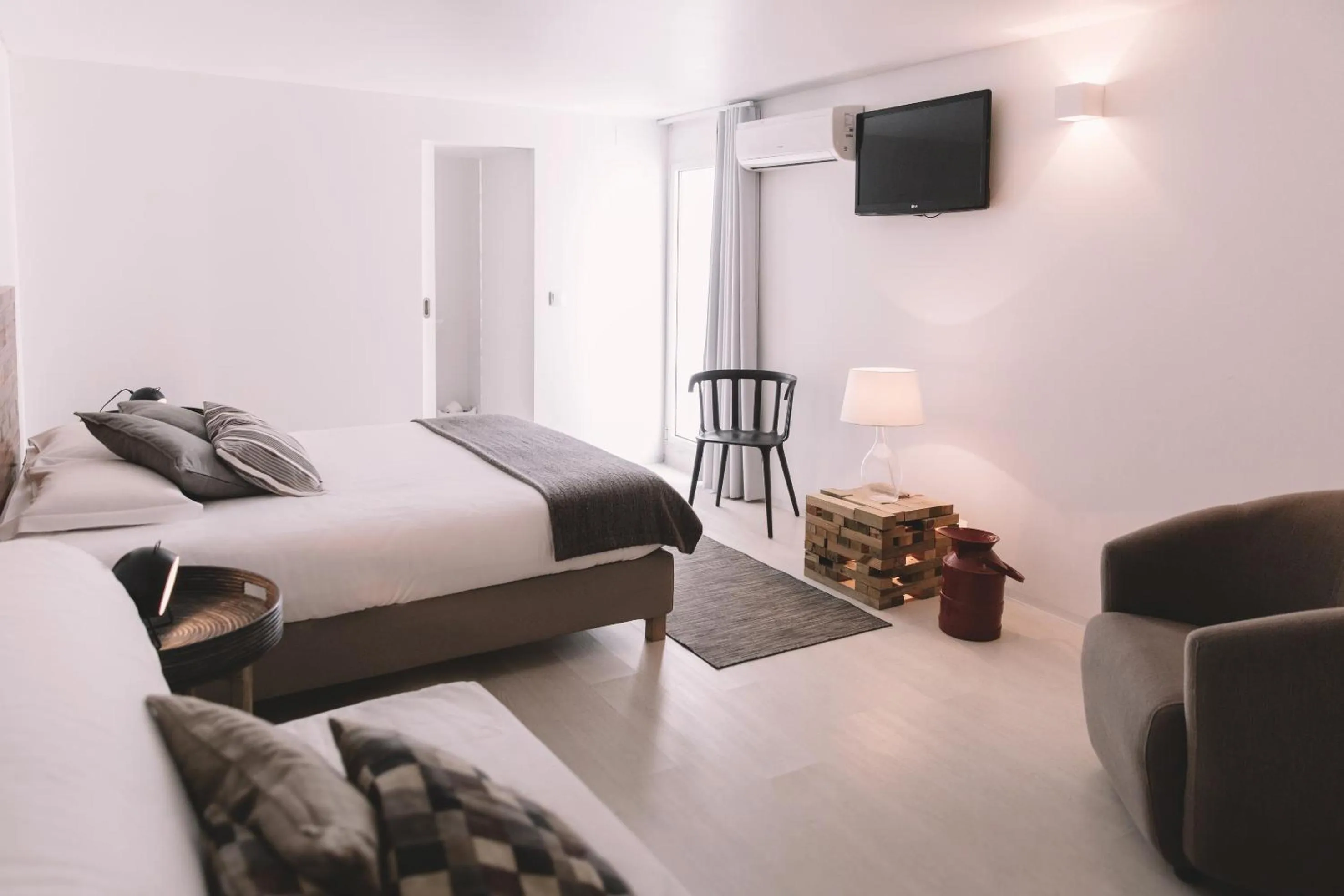 Bedroom, Bed in Santa Bica Eat Drink & Sleep