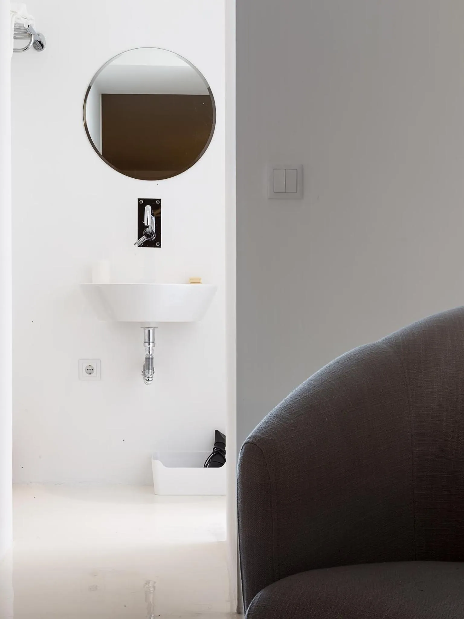 Bathroom in Santa Bica Eat Drink & Sleep