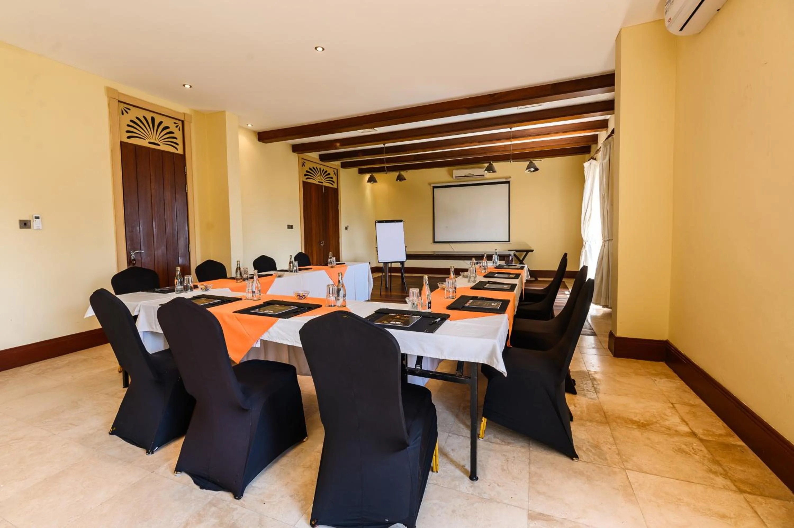 Meeting/conference room in Cocoa Boutique Hotel
