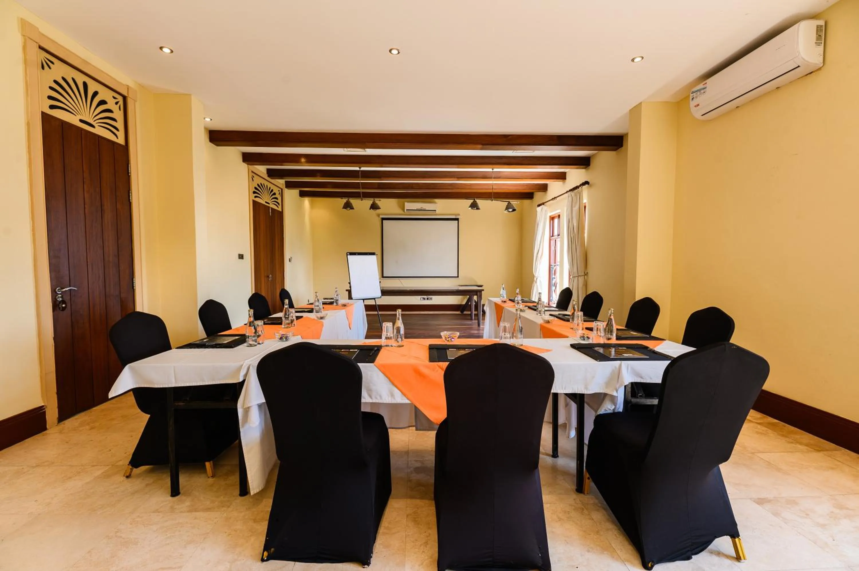 Meeting/conference room in Cocoa Boutique Hotel