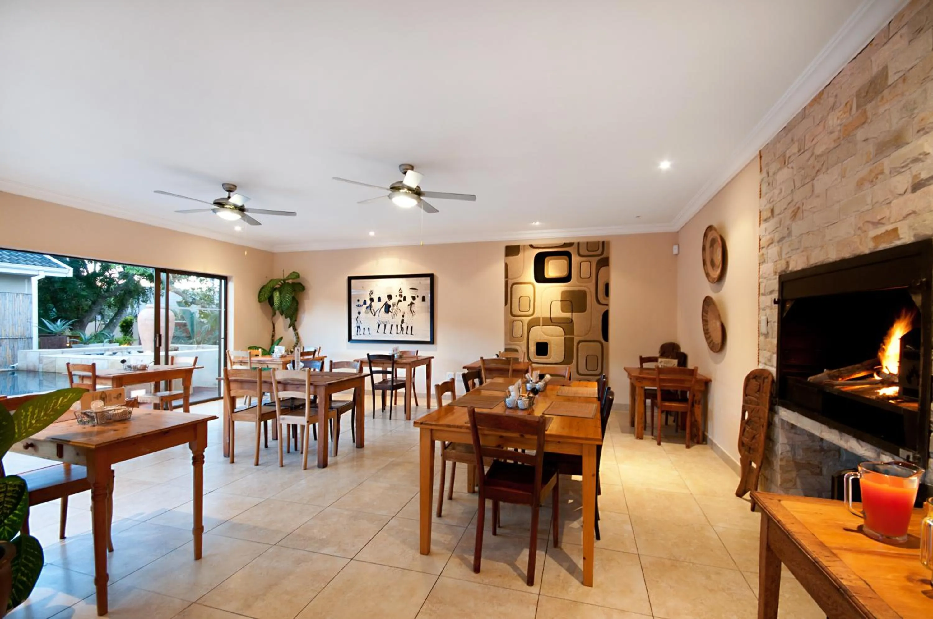 Dining area in Africa Beach B&B