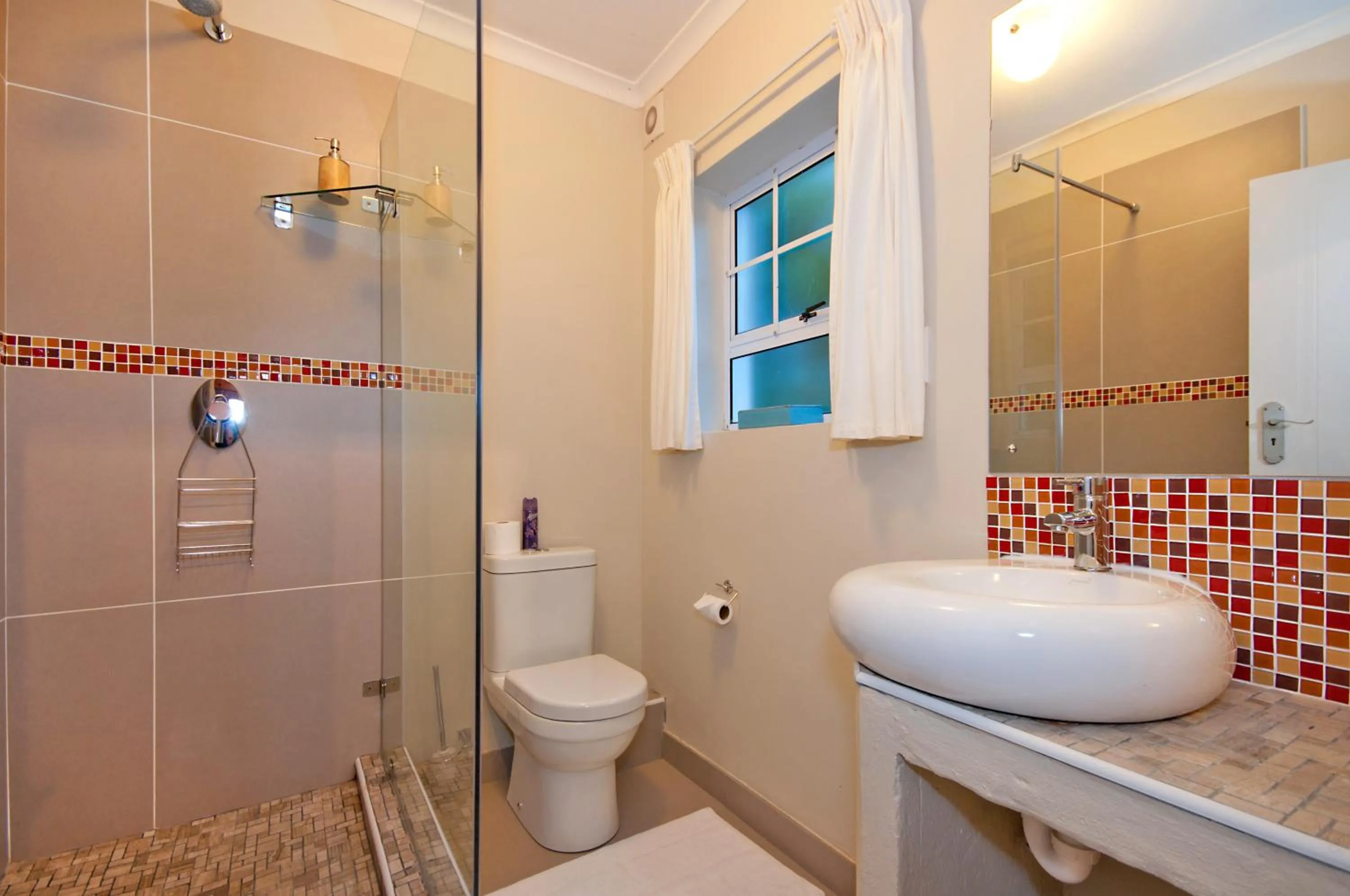 Bathroom in Africa Beach B&B