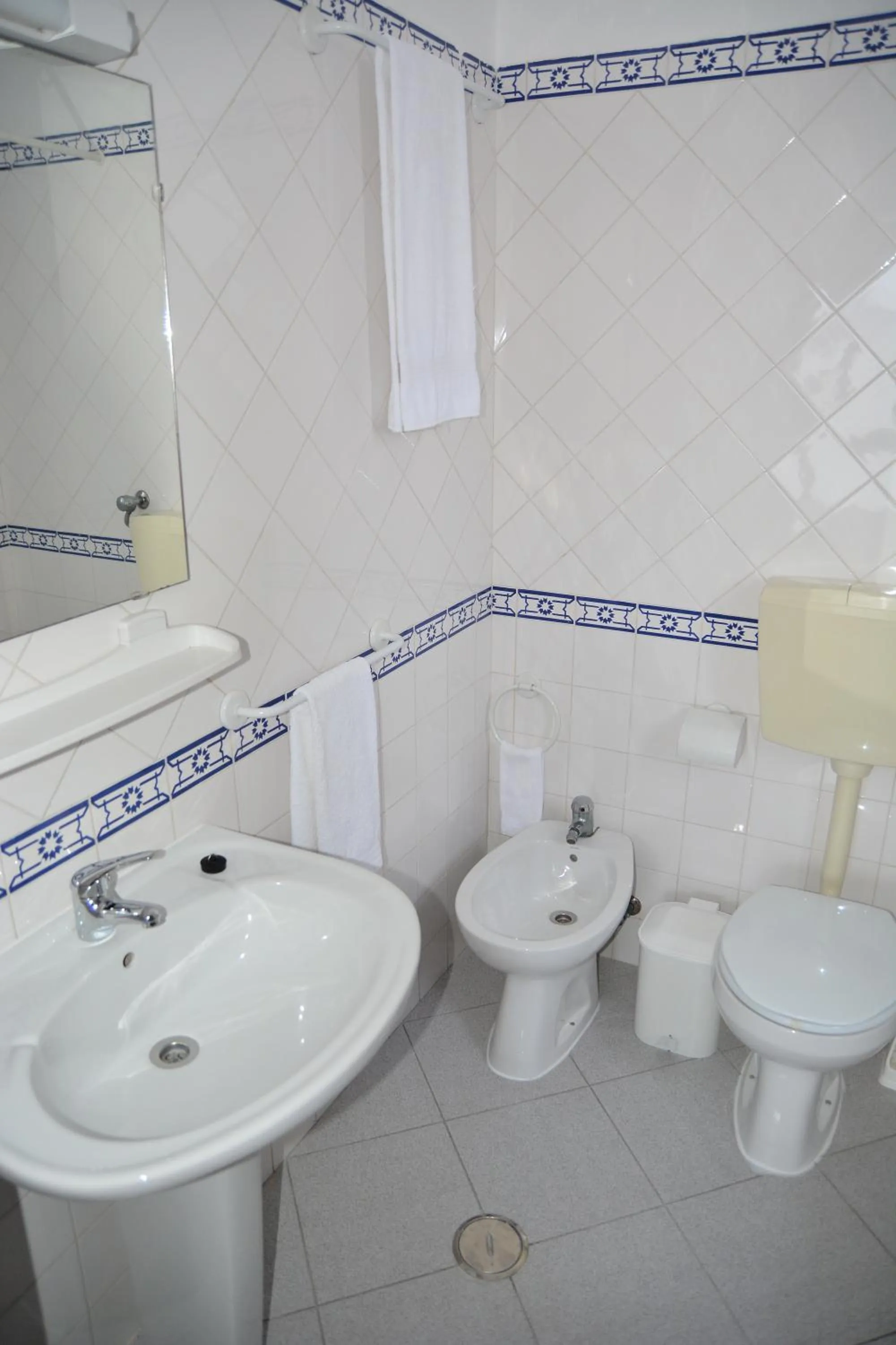 Toilet in Residencial A Doca