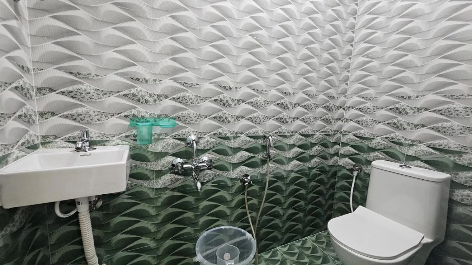 Metroresidency com - Behind LIC