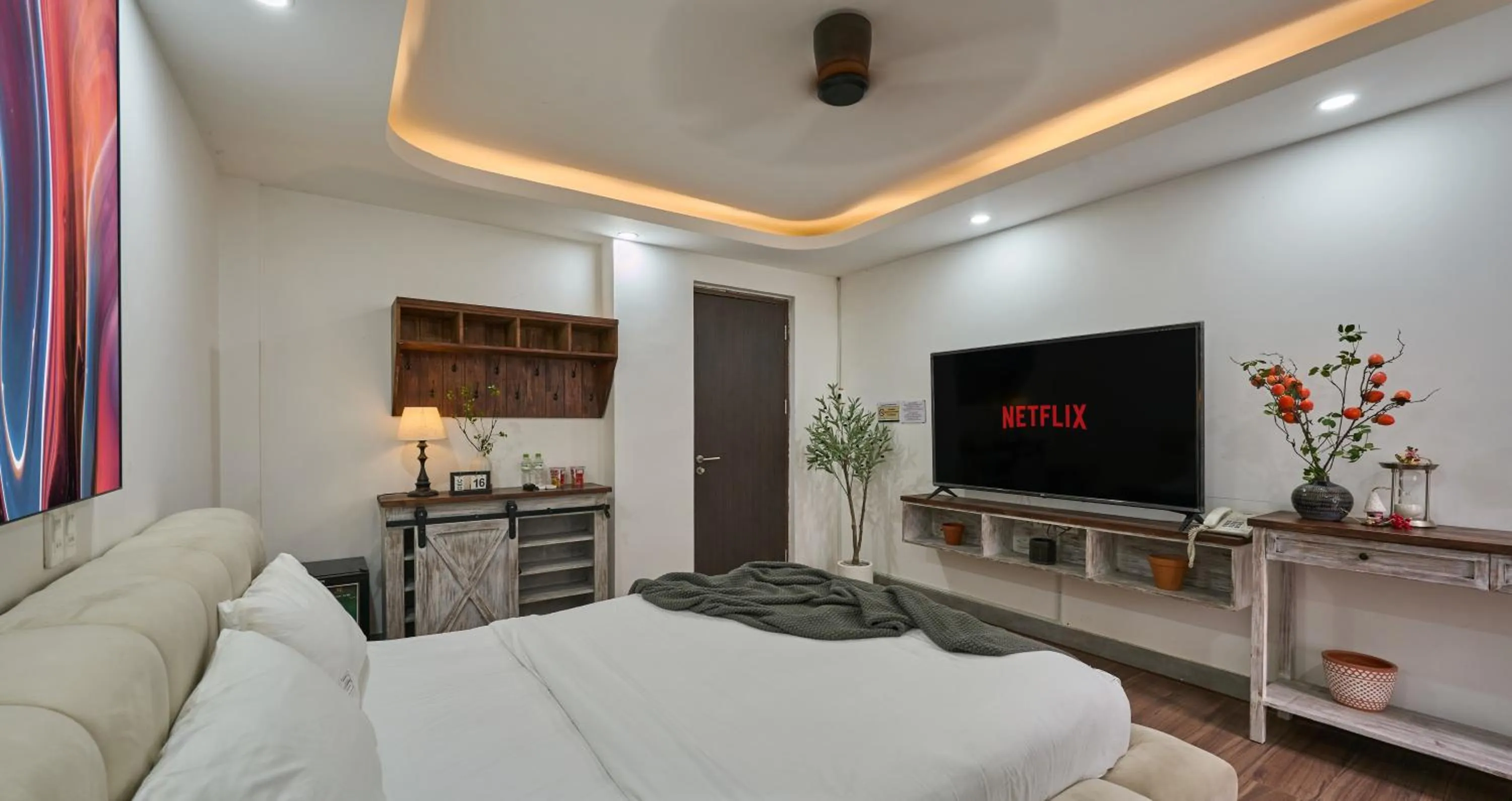 Communal lounge/ TV room in Green Riverside Hotel & Apartment