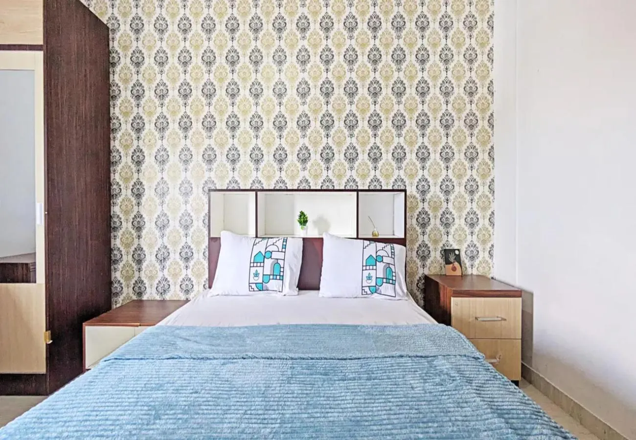 Bedroom, Bed in 99 Guest House