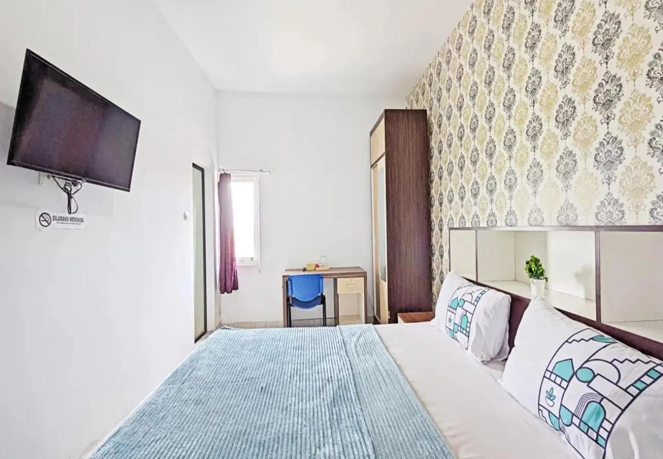 Bedroom, Bed in 99 Guest House