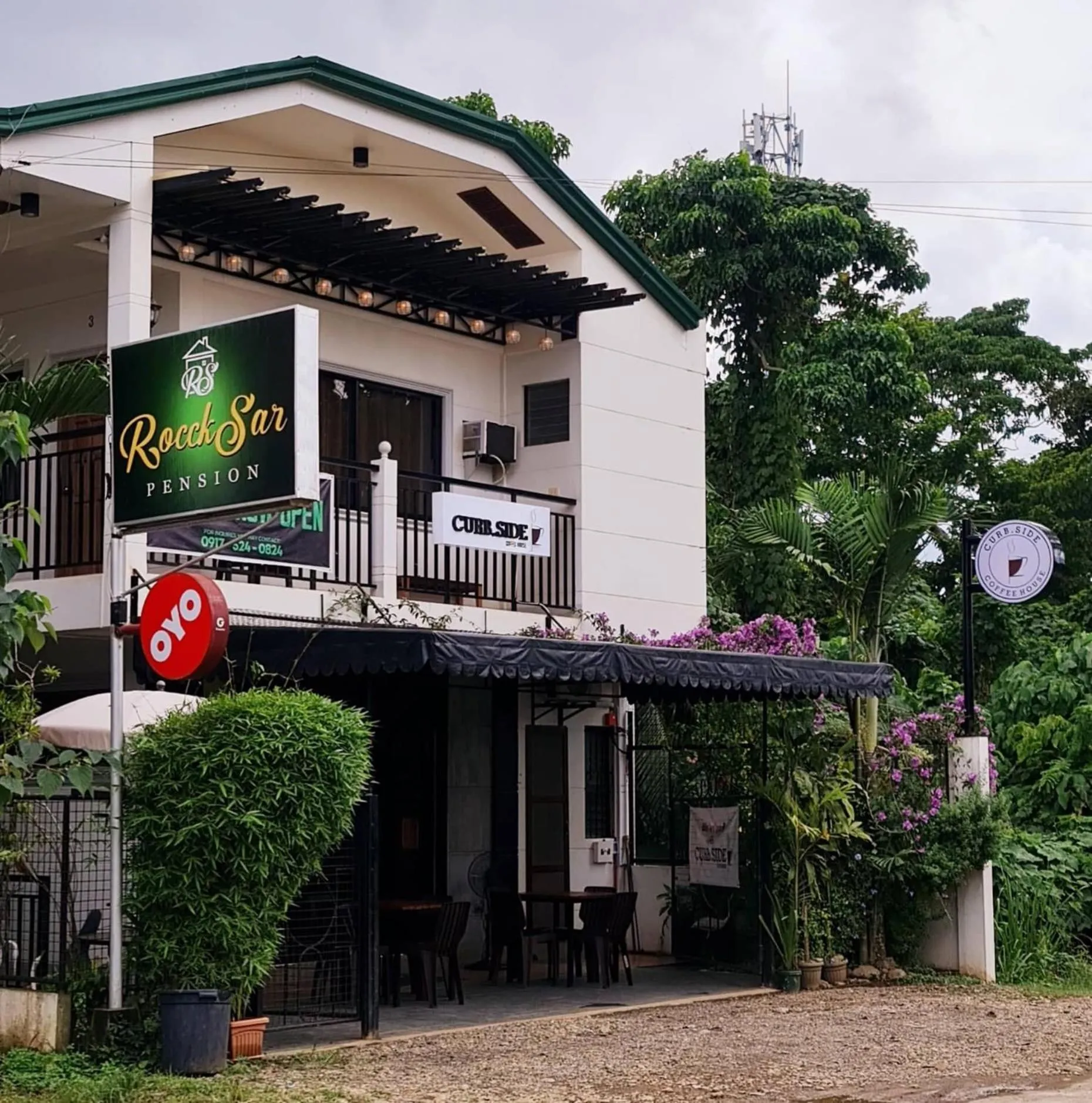 Property building in Roccksar Pension House