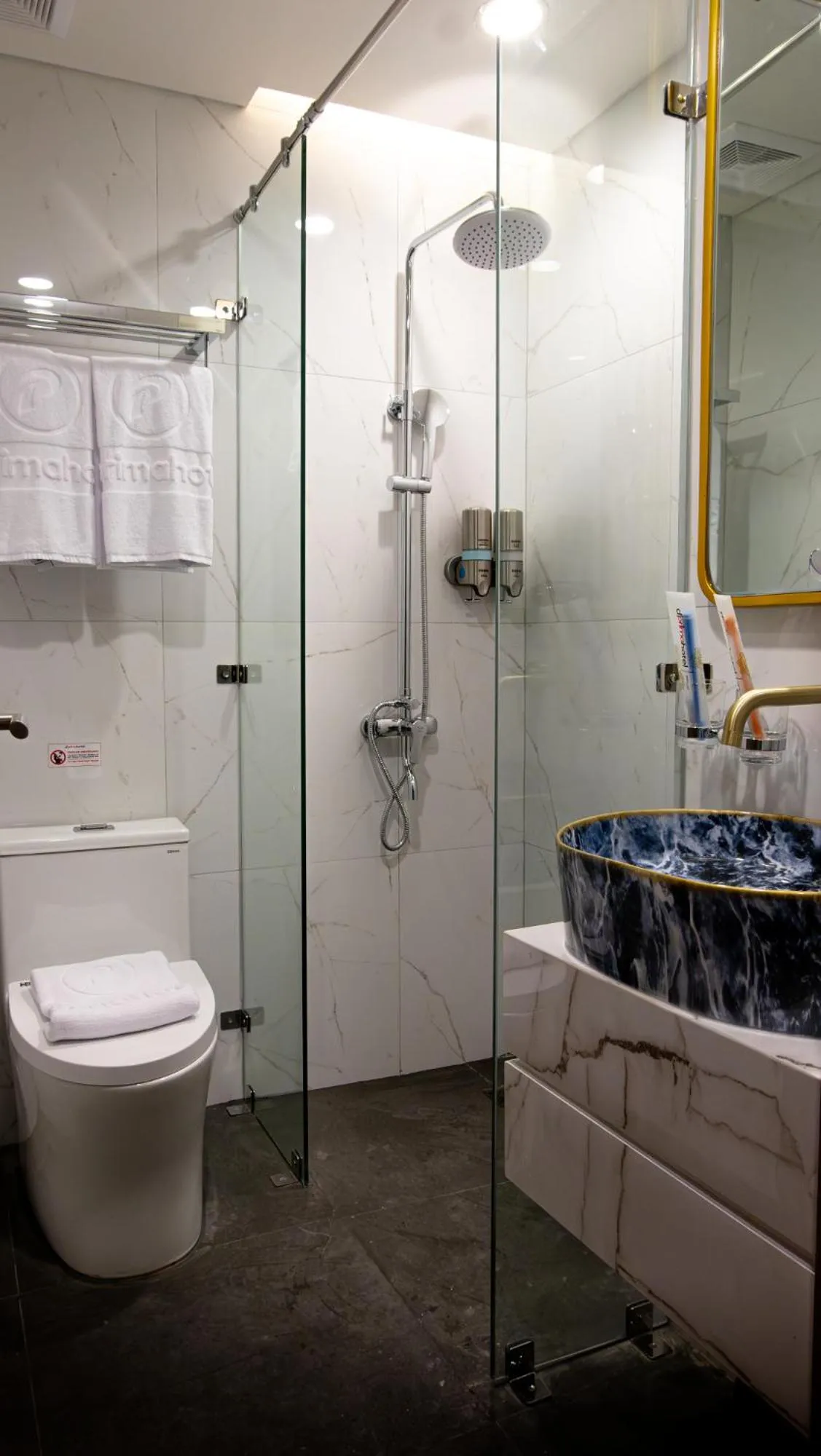 Bathroom in d'primahotel PIK Jakarta