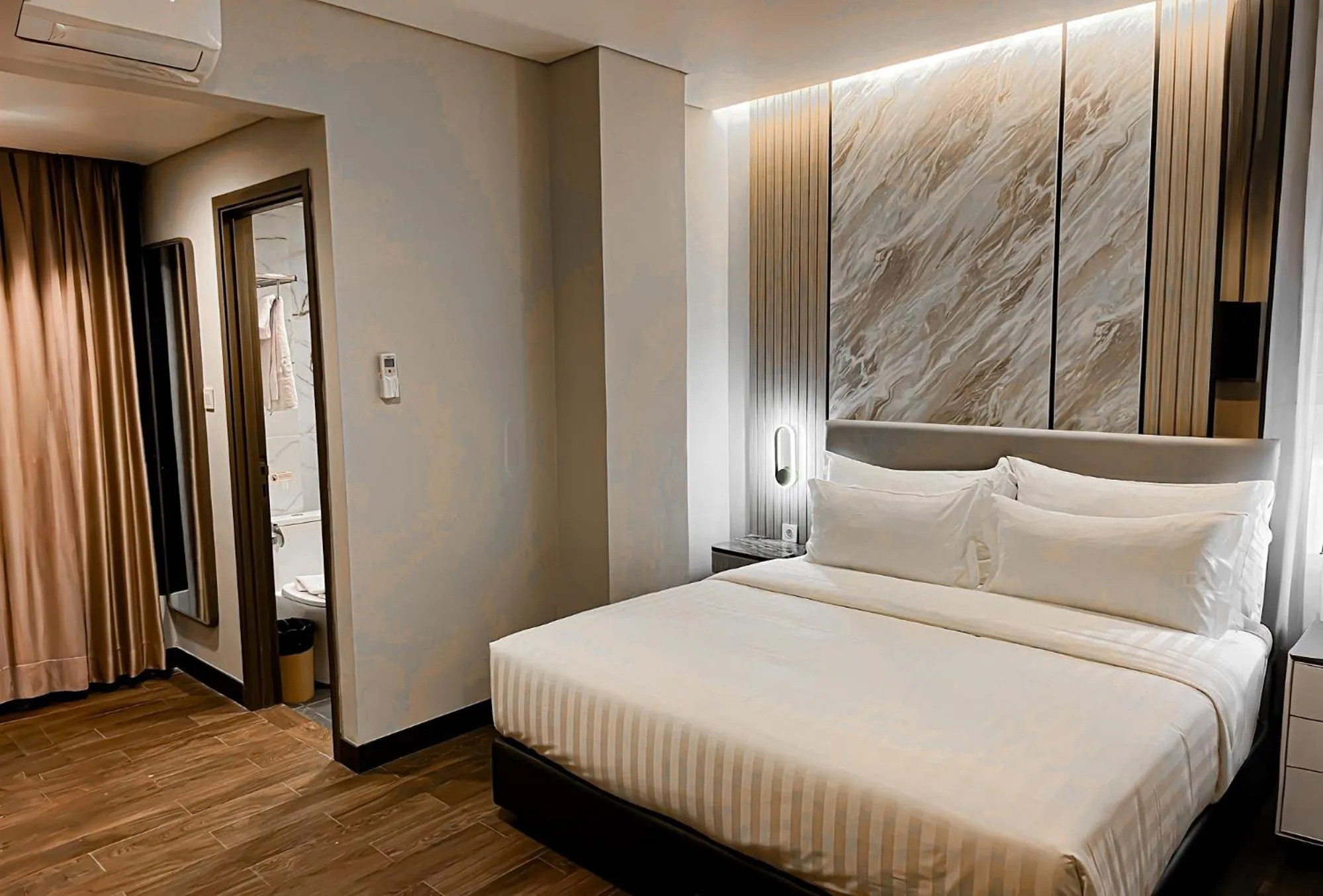 Bedroom, Bed in d'primahotel PIK Jakarta