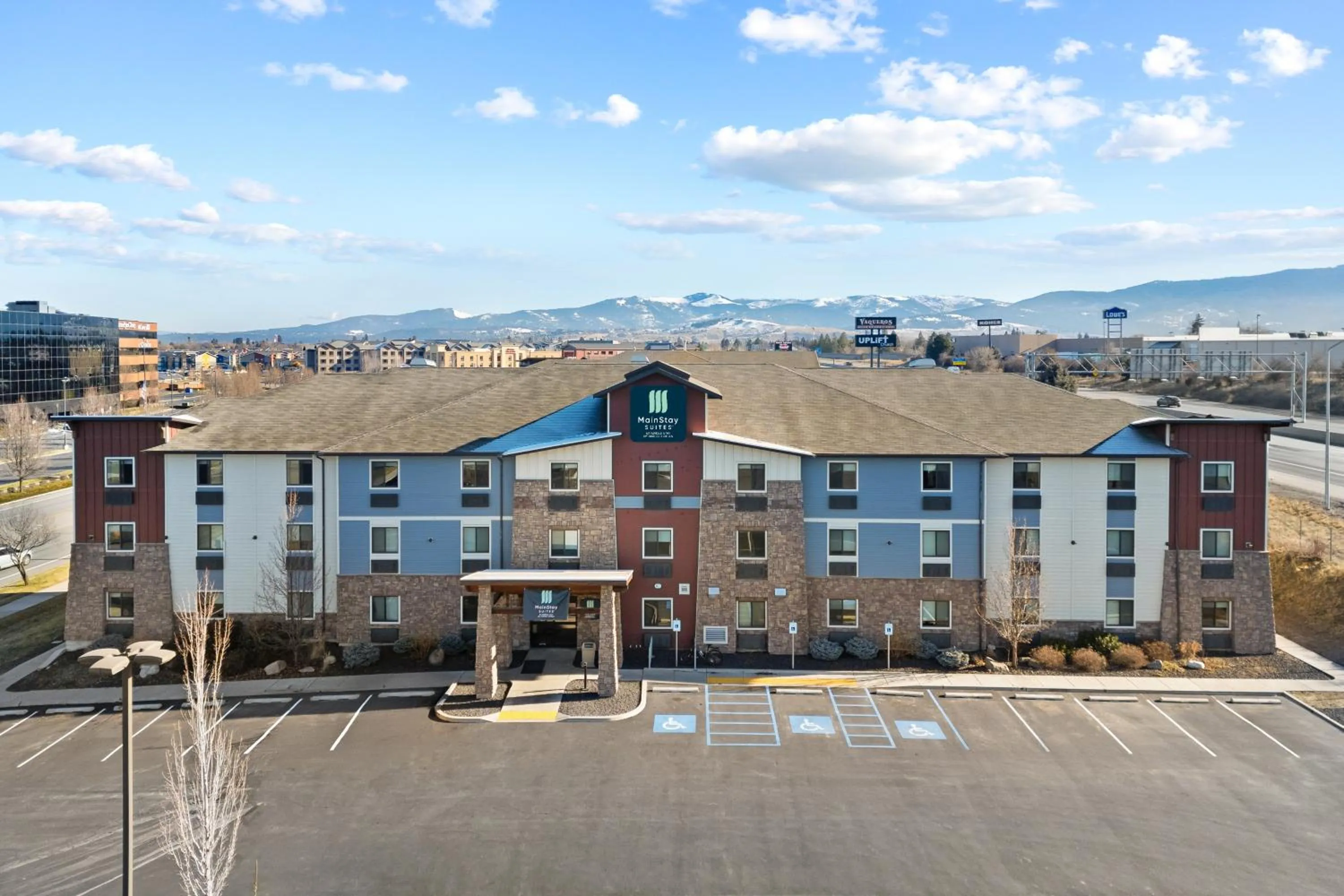 Property building in MainStay Suites Spokane Valley