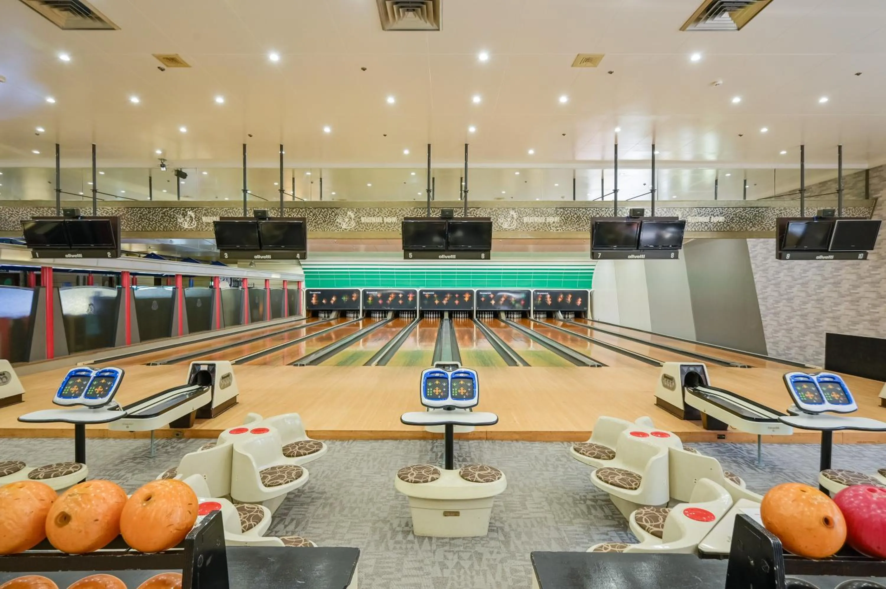 Bowling in Tsuetate Onsen Hotel Hizenya