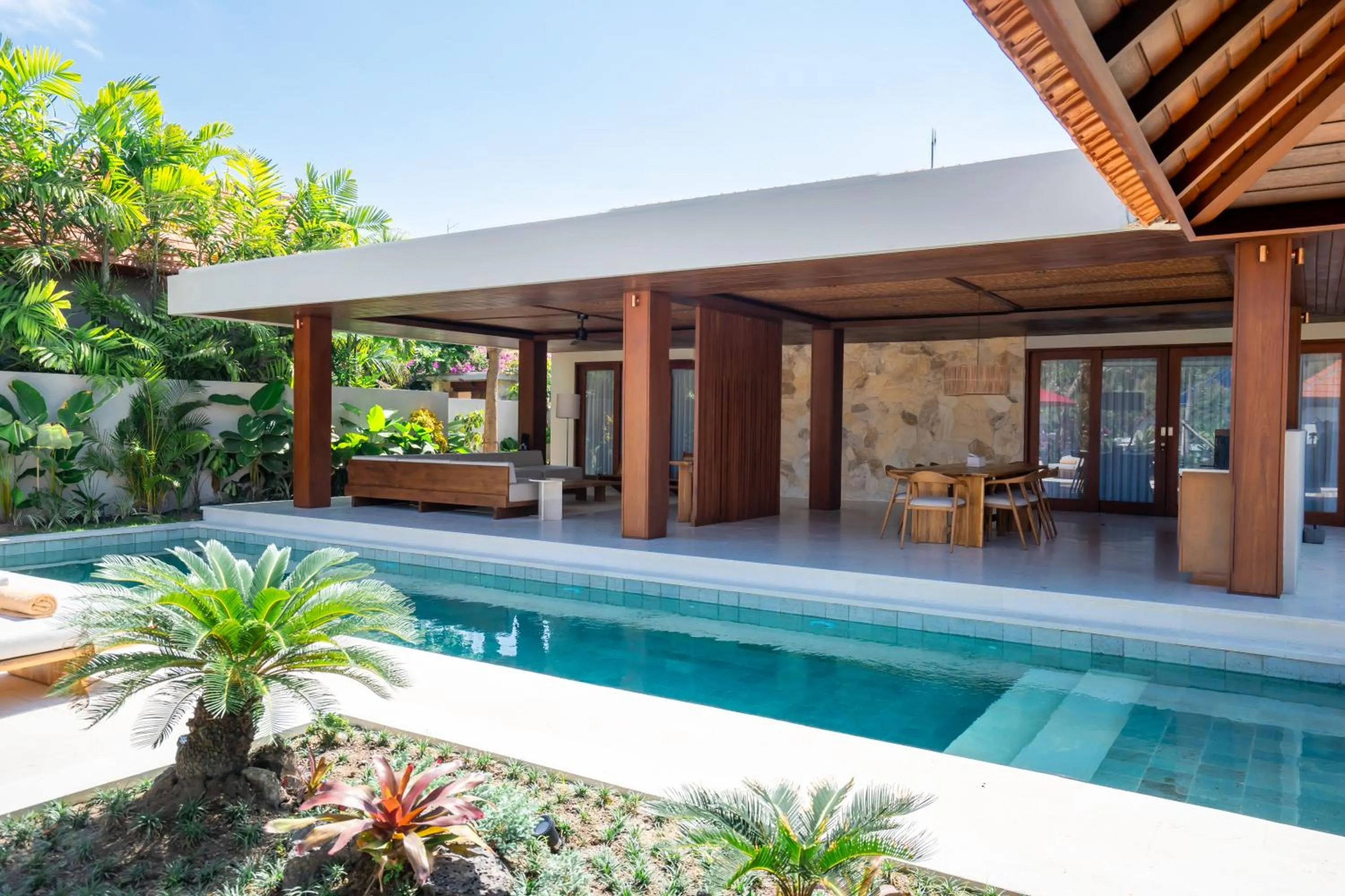 Swimming pool in Amarta Beach Retreat by Nakula