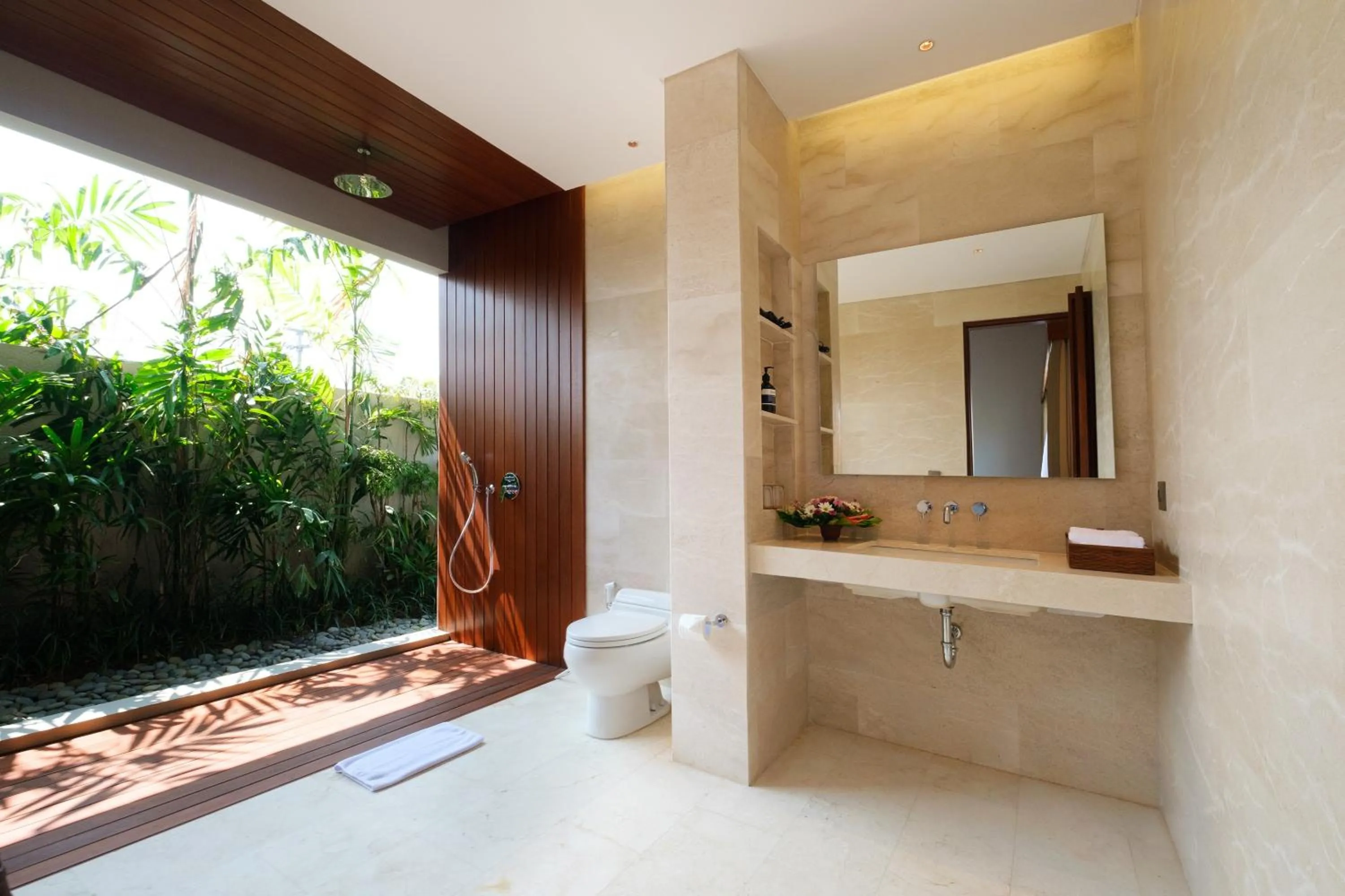 Amarta Beach Retreat by Nakula