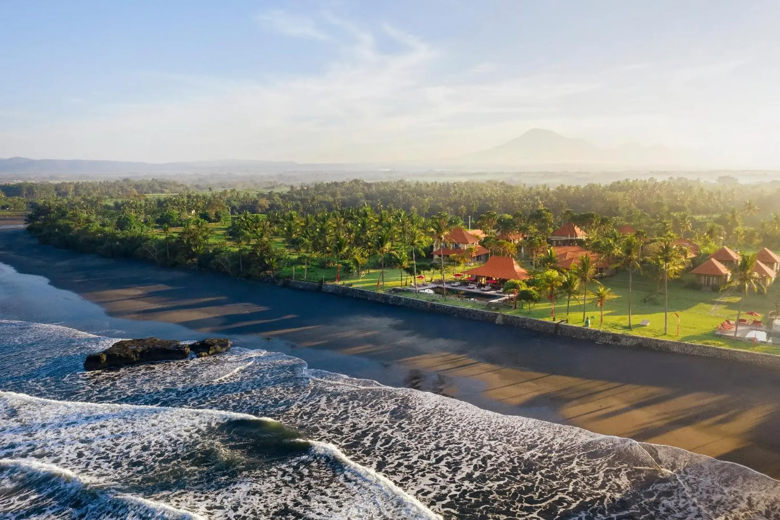 Amarta Beach Retreat by Nakula Amarta Beach Retreat by Nakula