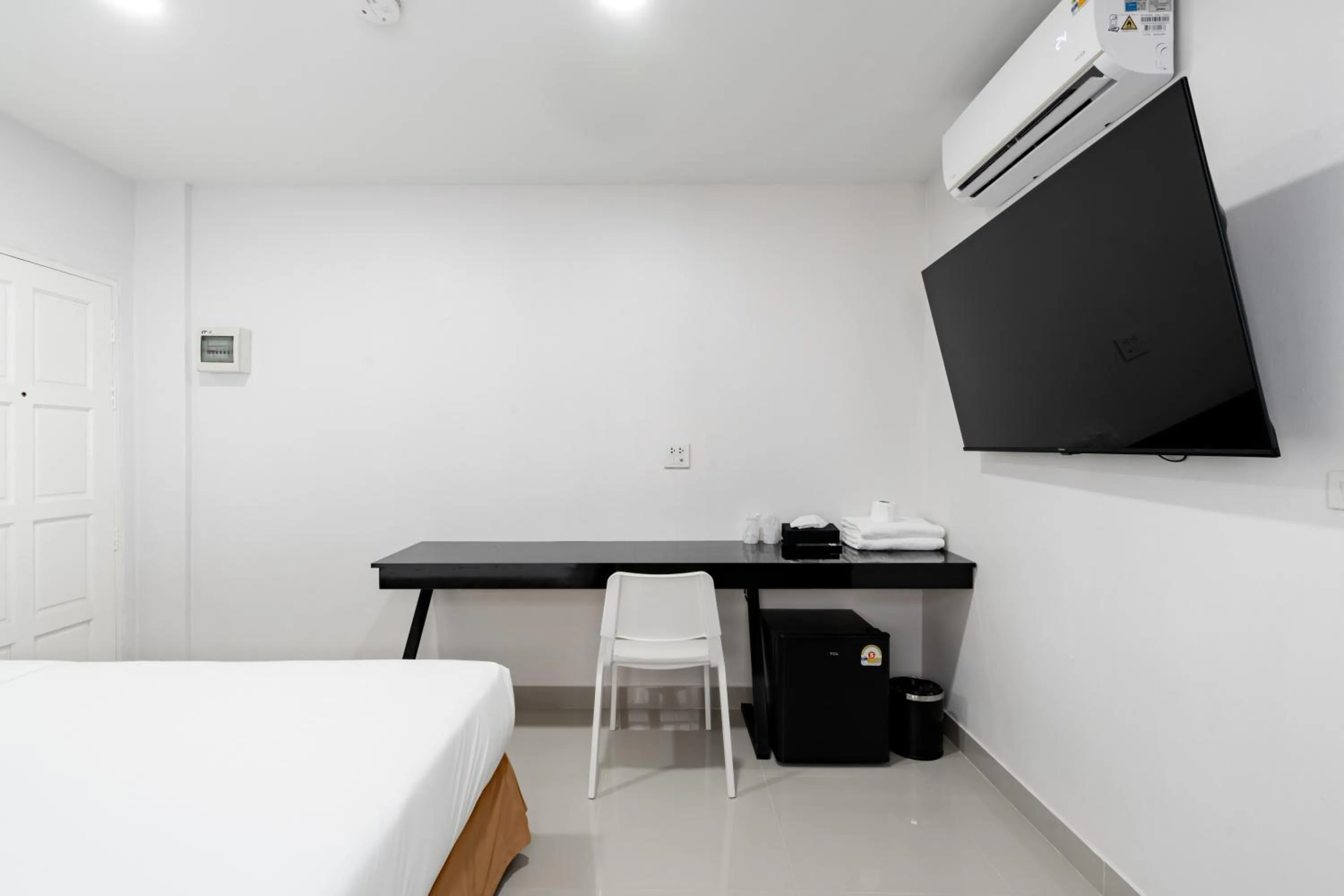 Photo of the whole room in Terminal2 Hotel Phukettown