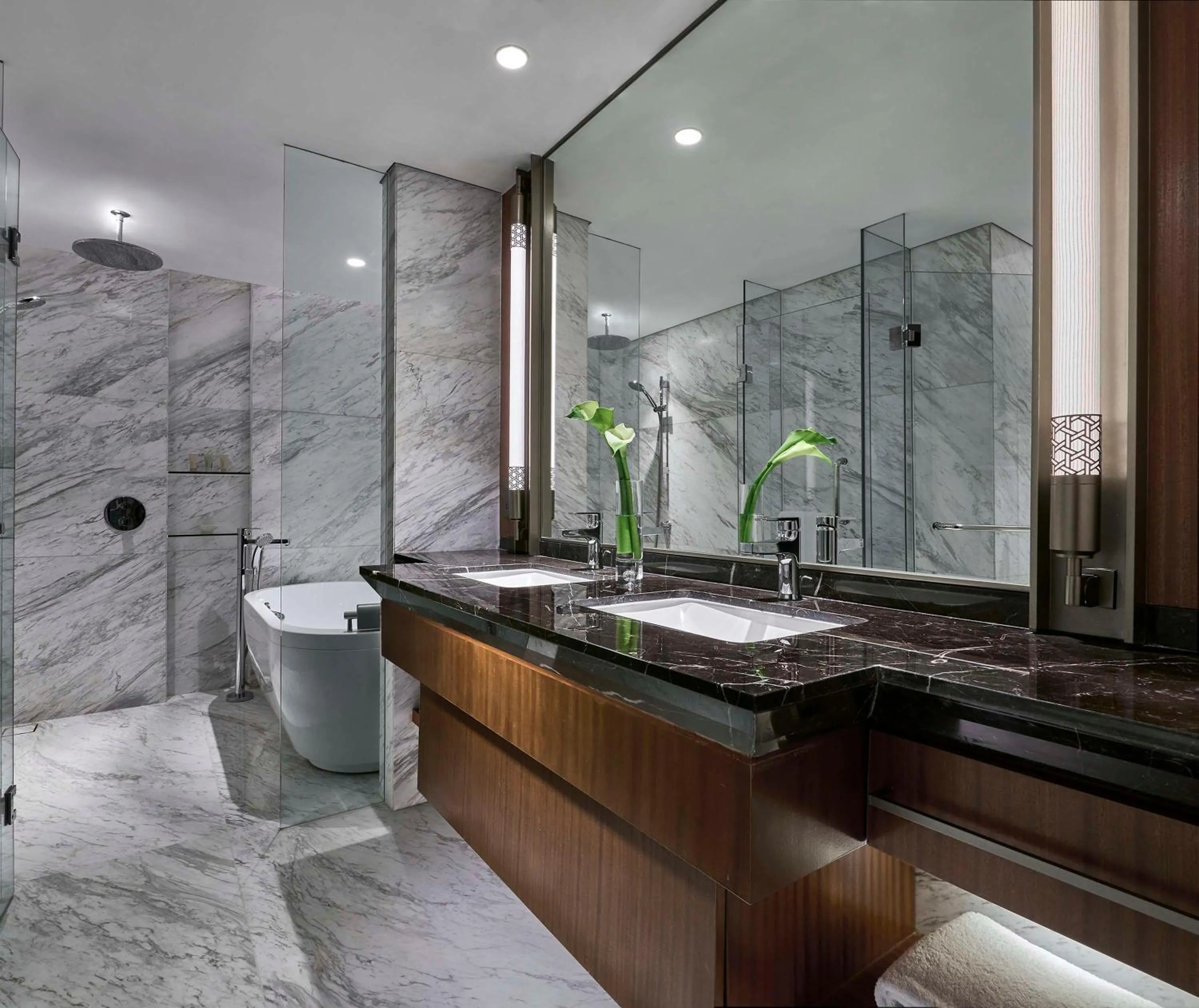 Bathroom in Grand Hyatt Jakarta