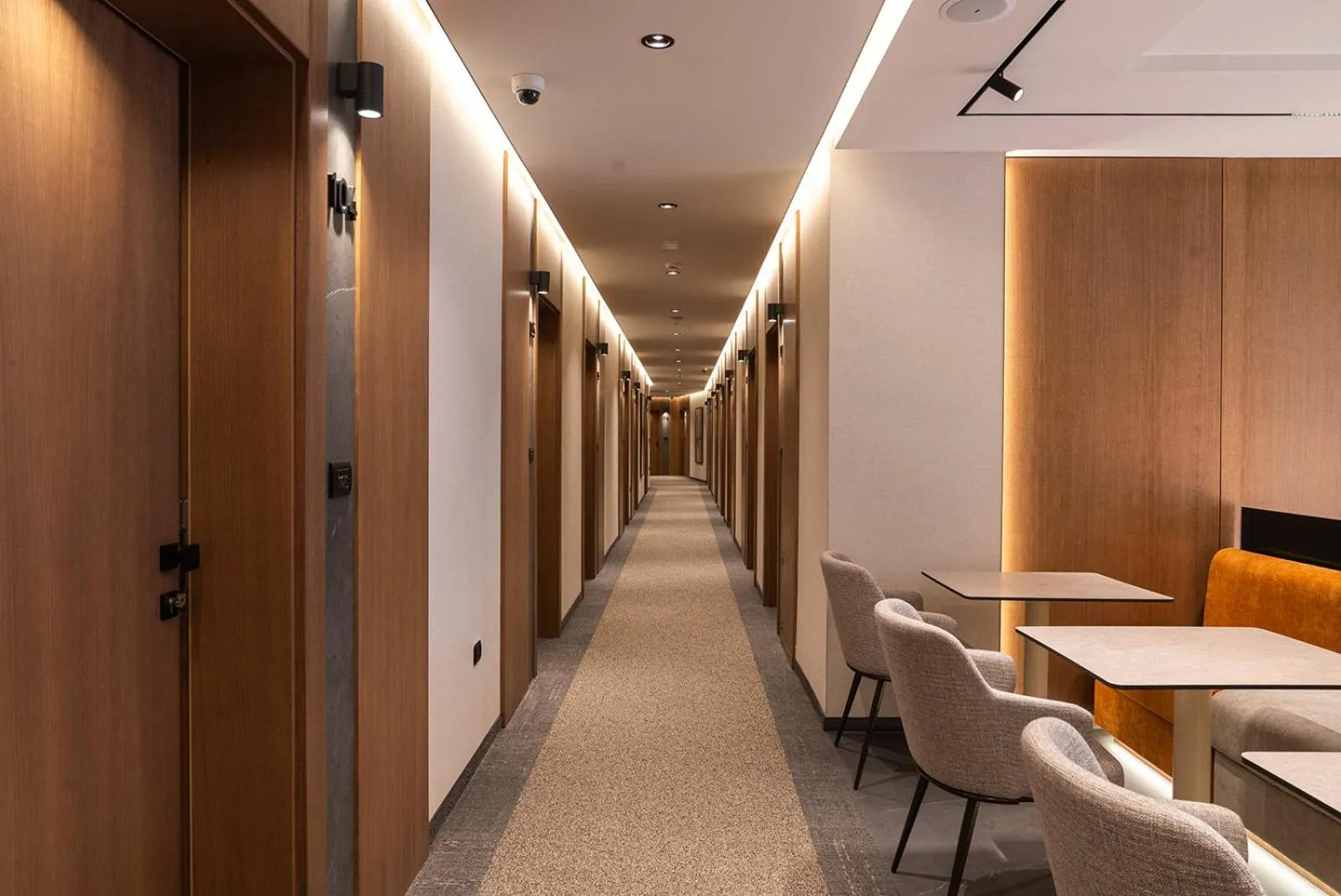 Lobby or reception in Garni Hotel Galeria