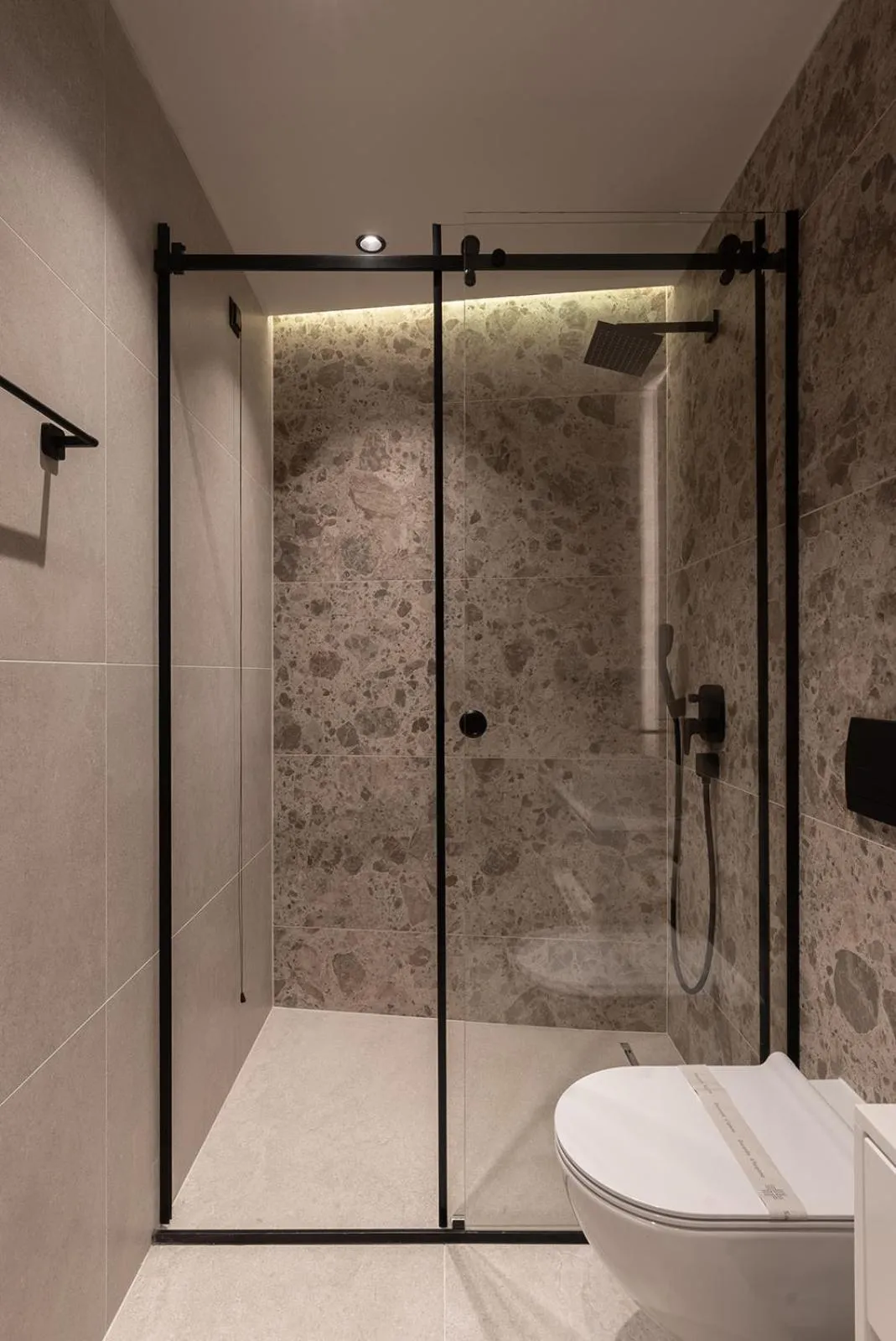 Shower in Garni Hotel Galeria